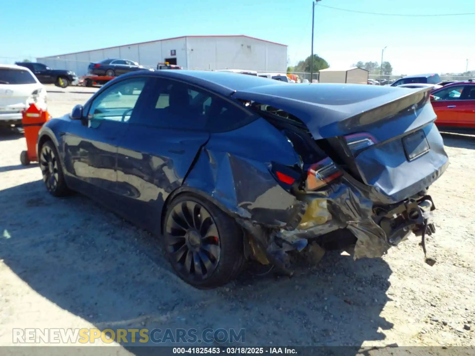 3 Photograph of a damaged car 7SAYGDEF9NF544205 TESLA MODEL Y 2022