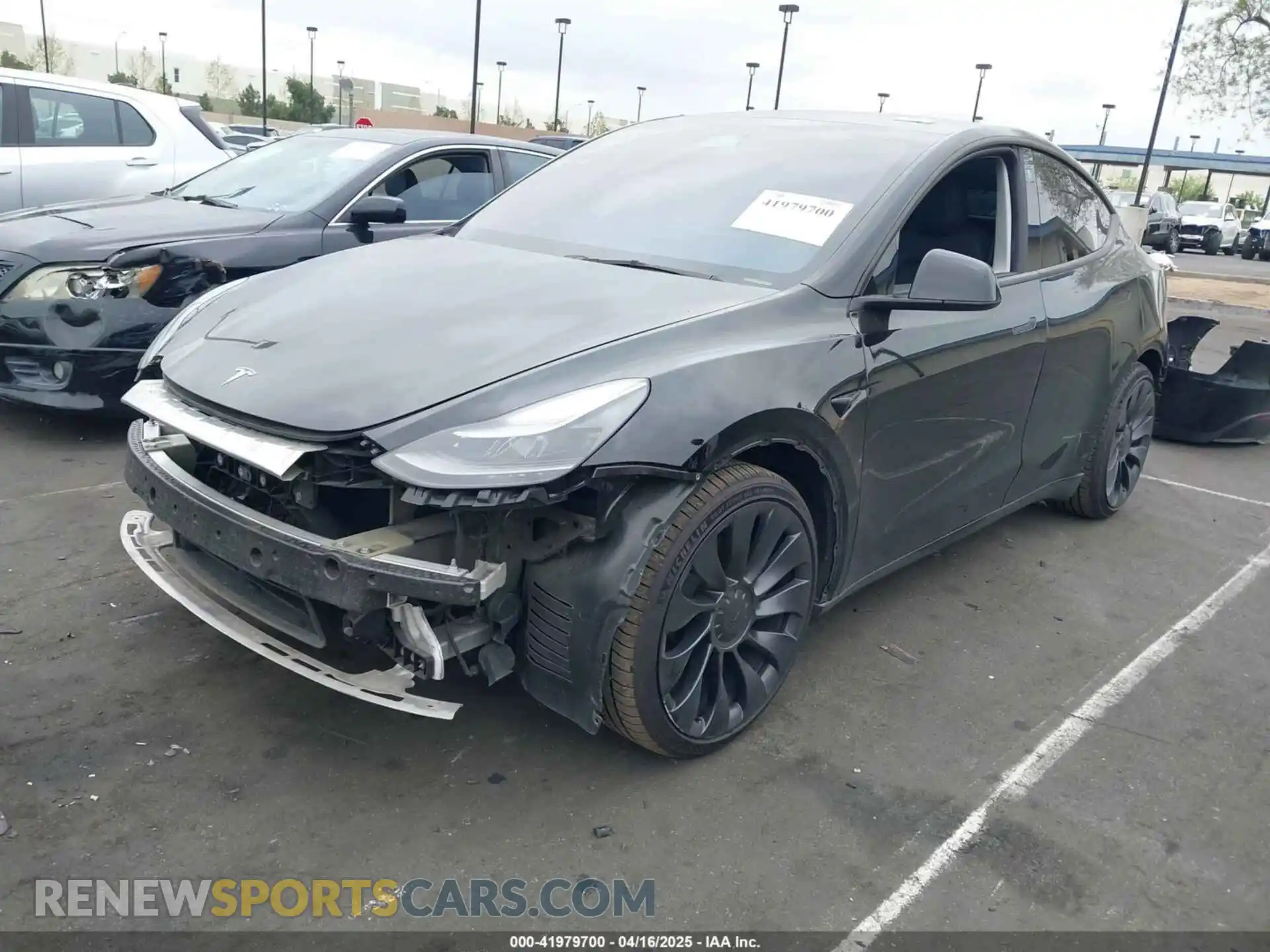 2 Photograph of a damaged car 7SAYGDEF9NF573851 TESLA MODEL Y 2022