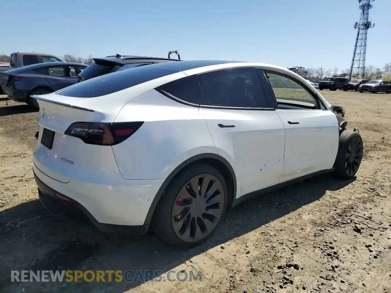 3 Photograph of a damaged car 7SAYGDEFXNF323955 TESLA MODEL Y 2022