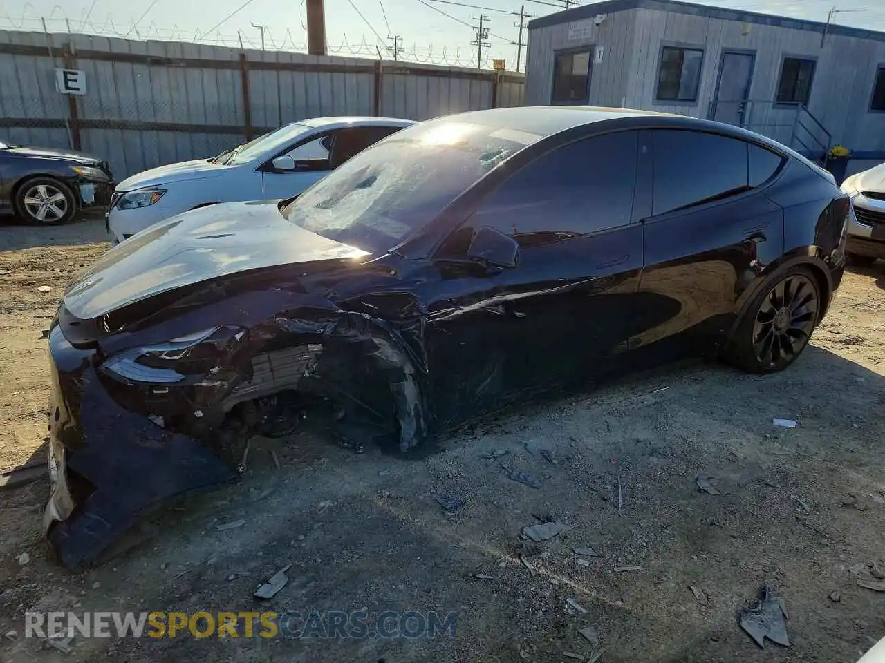 1 Photograph of a damaged car 7SAYGDEFXNF338505 TESLA MODEL Y 2022