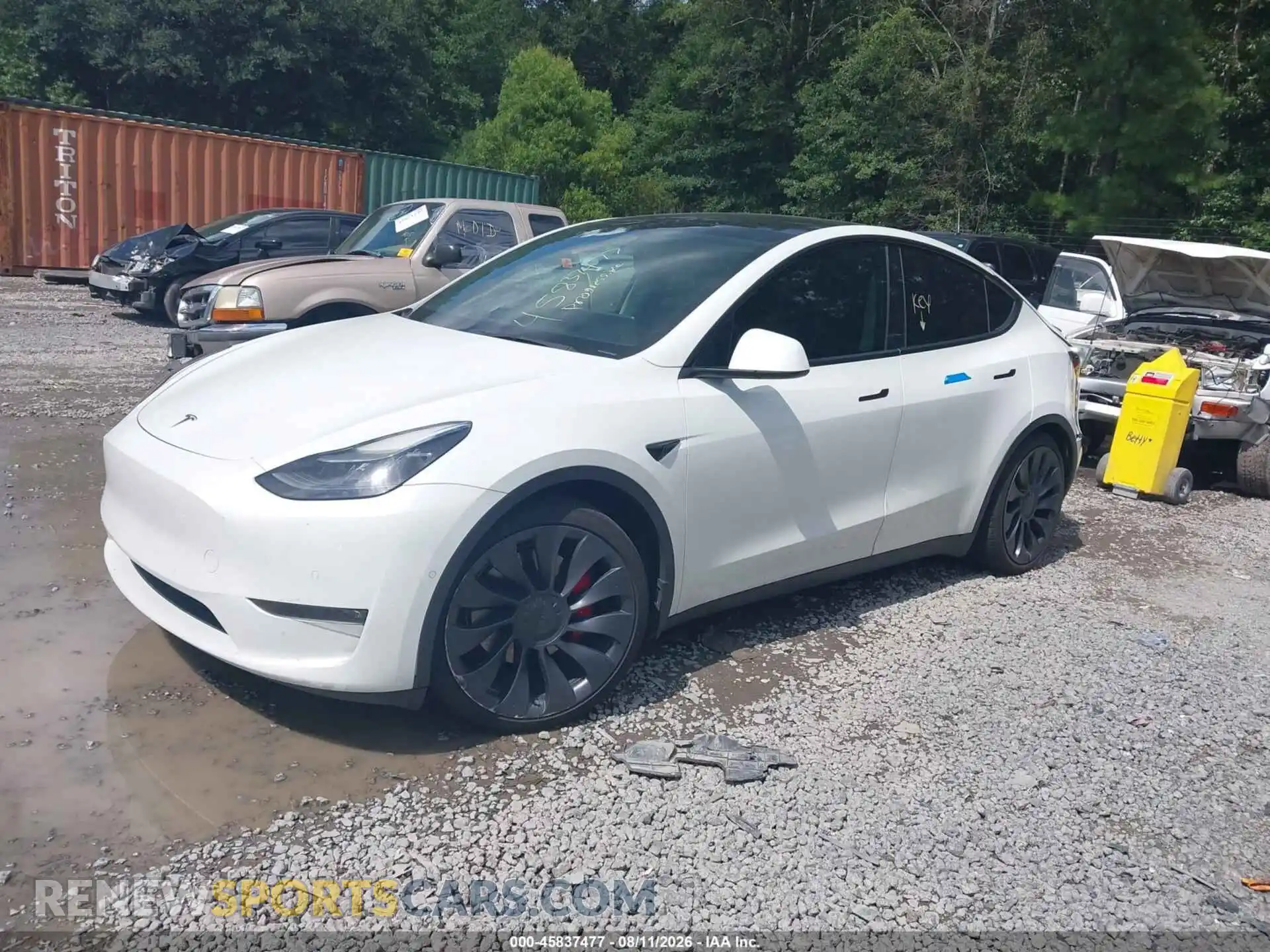 2 Photograph of a damaged car 7SAYGDEFXNF380169 TESLA MODEL Y 2022