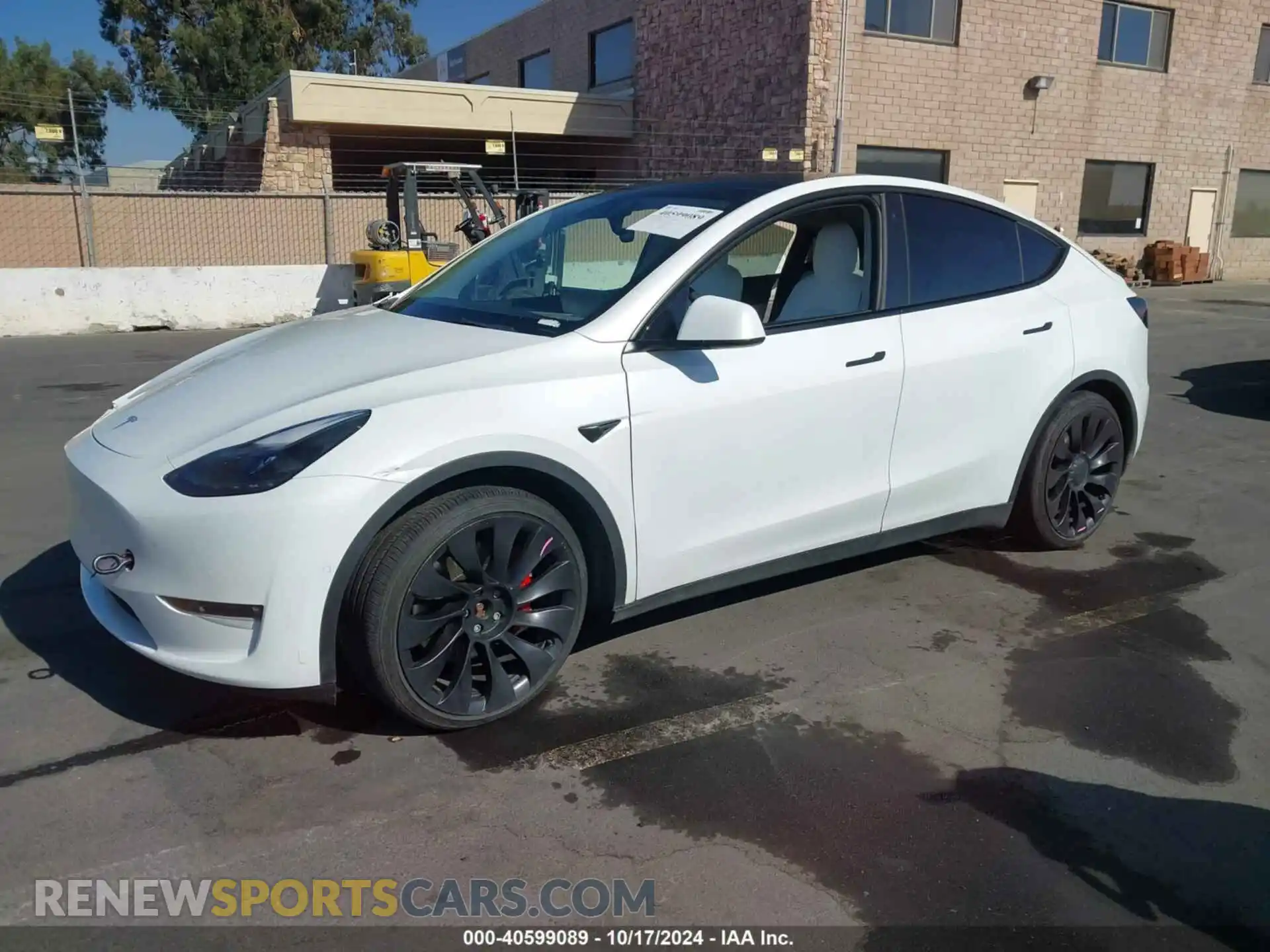 2 Photograph of a damaged car 7SAYGDEFXNF407340 TESLA MODEL Y 2022