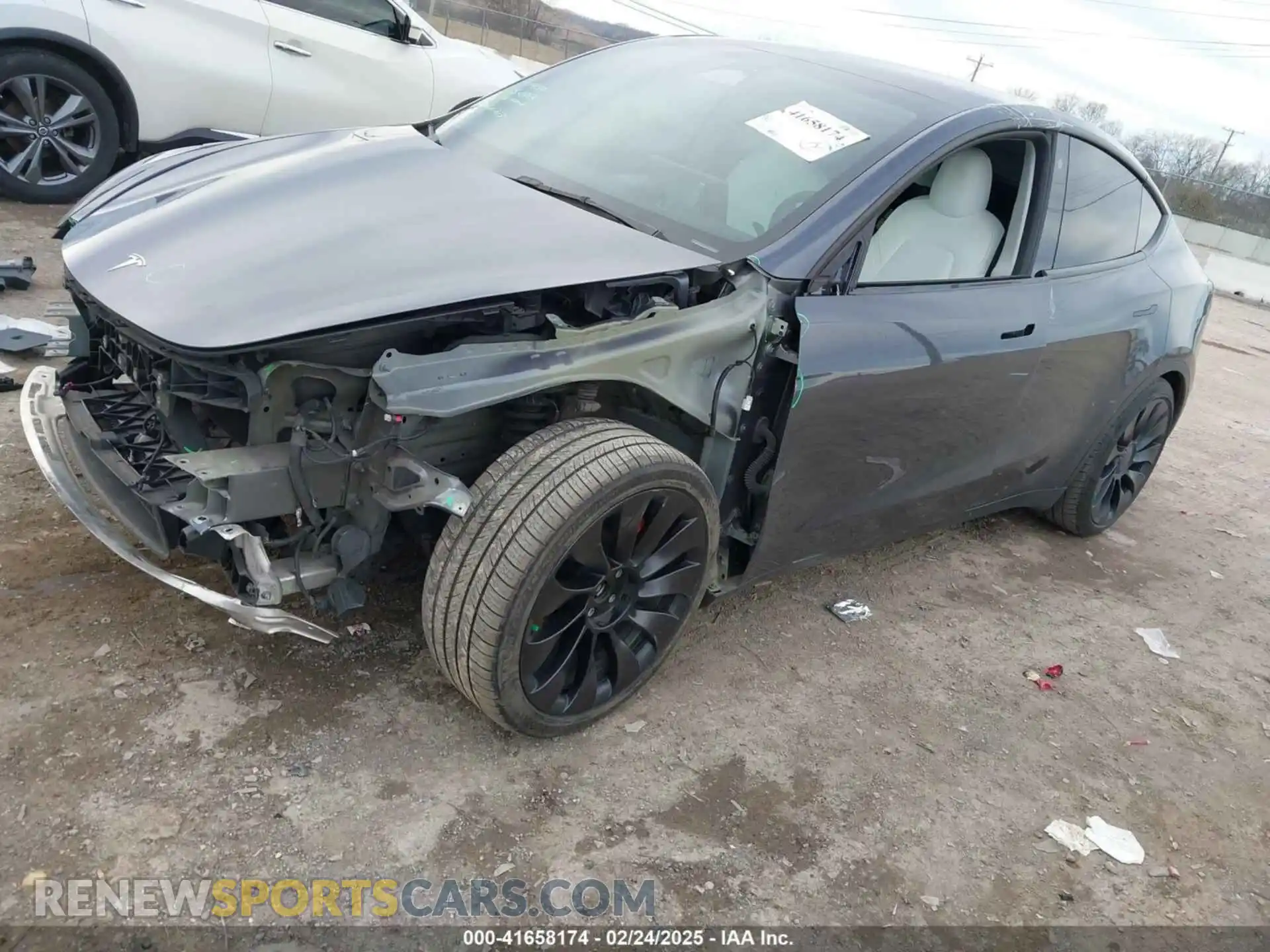 2 Photograph of a damaged car 7SAYGDEFXNF448857 TESLA MODEL Y 2022