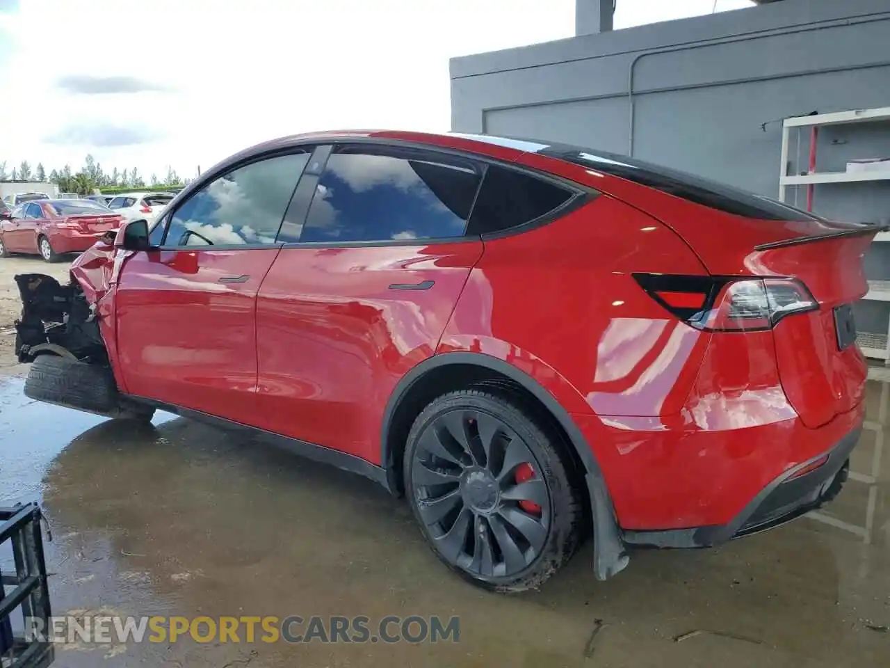 2 Photograph of a damaged car 7SAYGDEFXNF460359 TESLA MODEL Y 2022