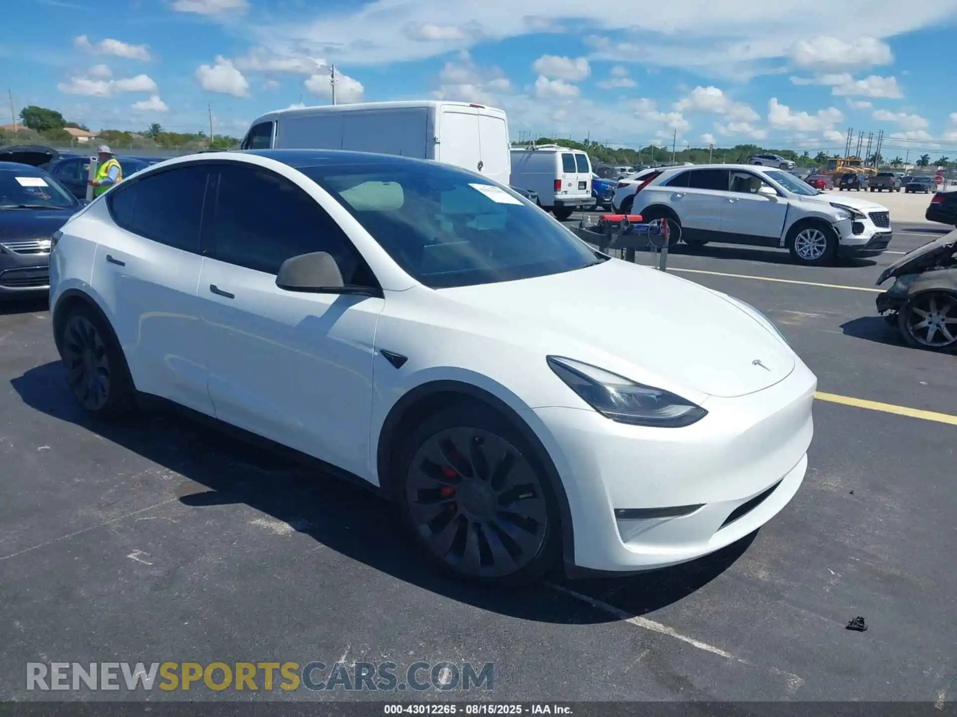 1 Photograph of a damaged car 7SAYGDEFXNF462757 TESLA MODEL Y 2022