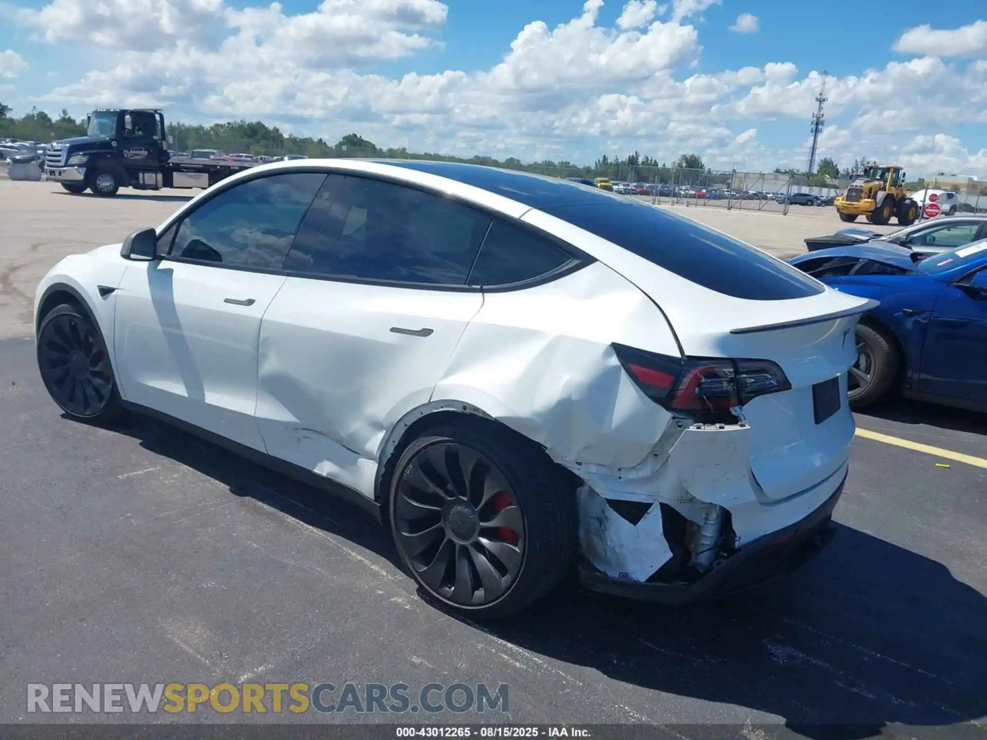 3 Photograph of a damaged car 7SAYGDEFXNF462757 TESLA MODEL Y 2022