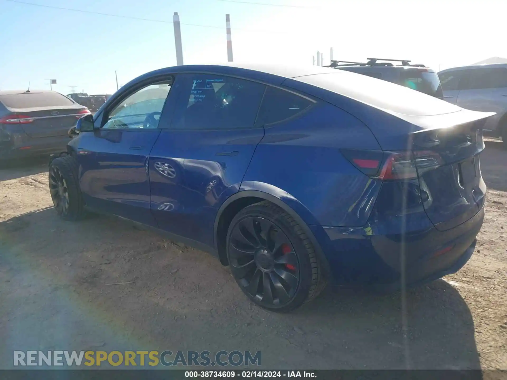 3 Photograph of a damaged car 7SAYGDEFXNF462760 TESLA MODEL Y 2022
