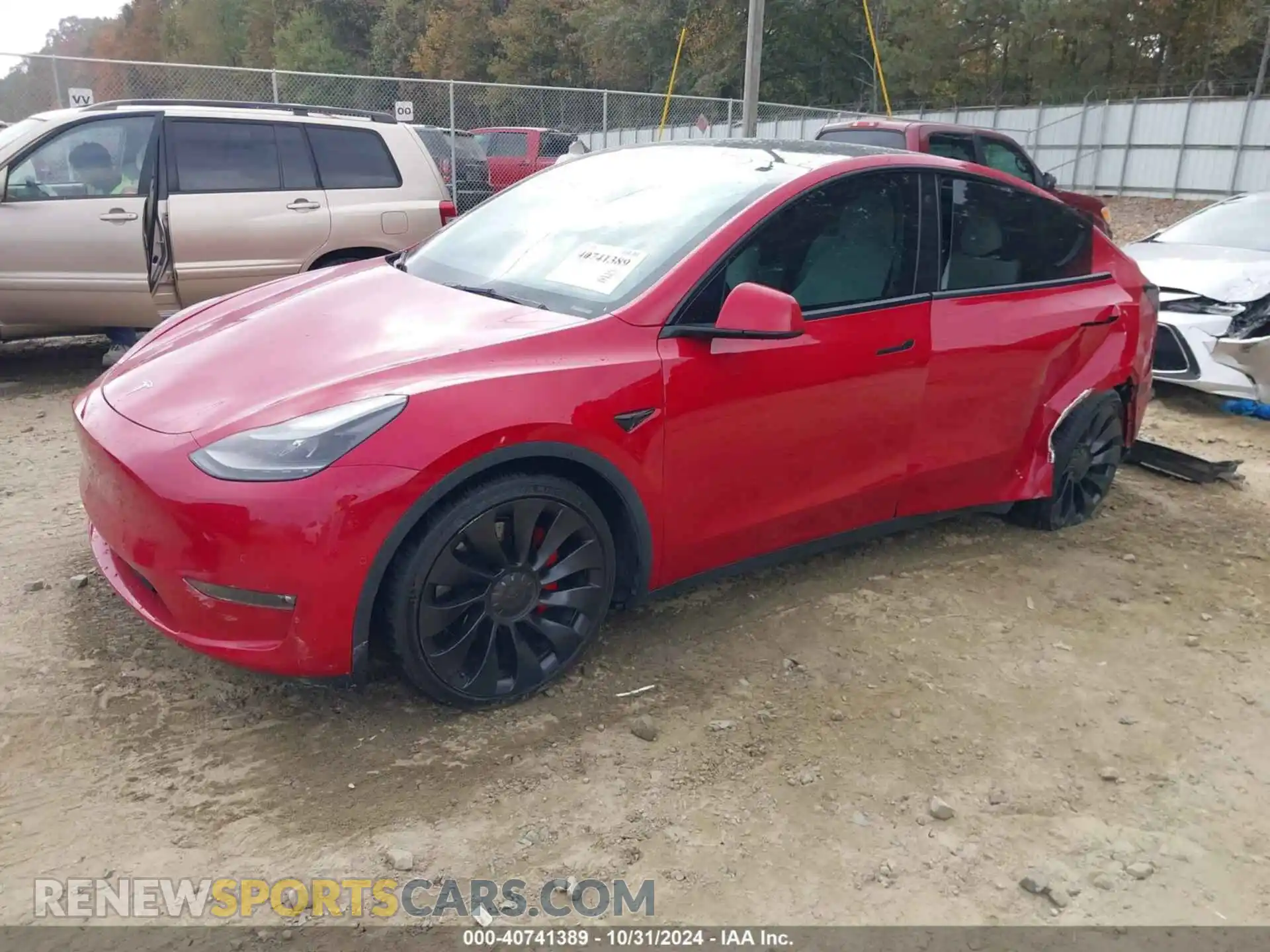2 Photograph of a damaged car 7SAYGDEFXNF489389 TESLA MODEL Y 2022