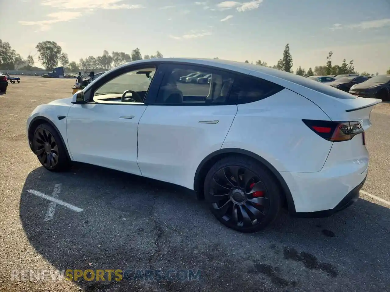 2 Фотография поврежденного автомобиля 7SAYGDEFXNF495466 TESLA MODEL Y 2022