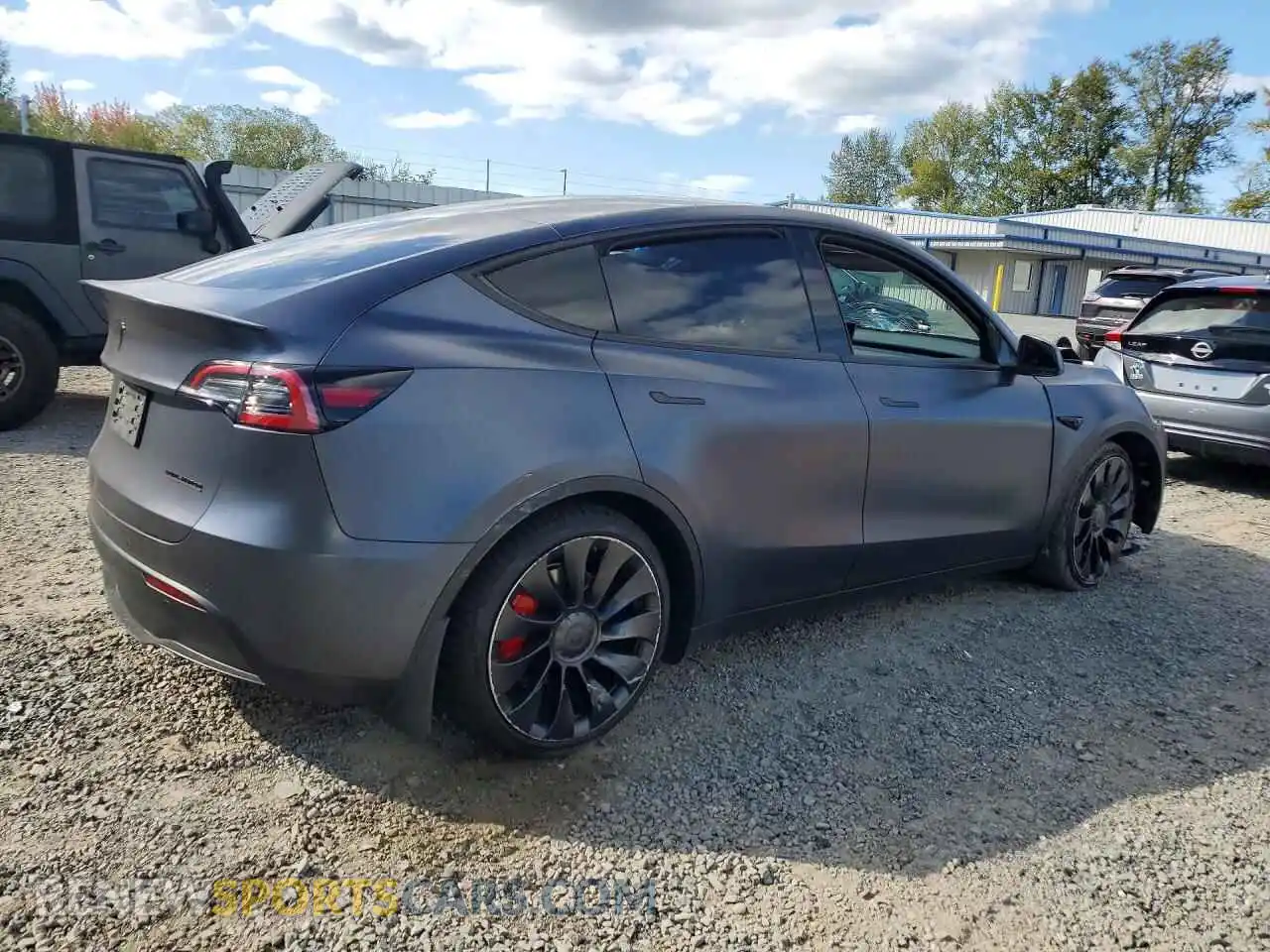 3 Photograph of a damaged car 7SAYGDEFXNF522441 TESLA MODEL Y 2022