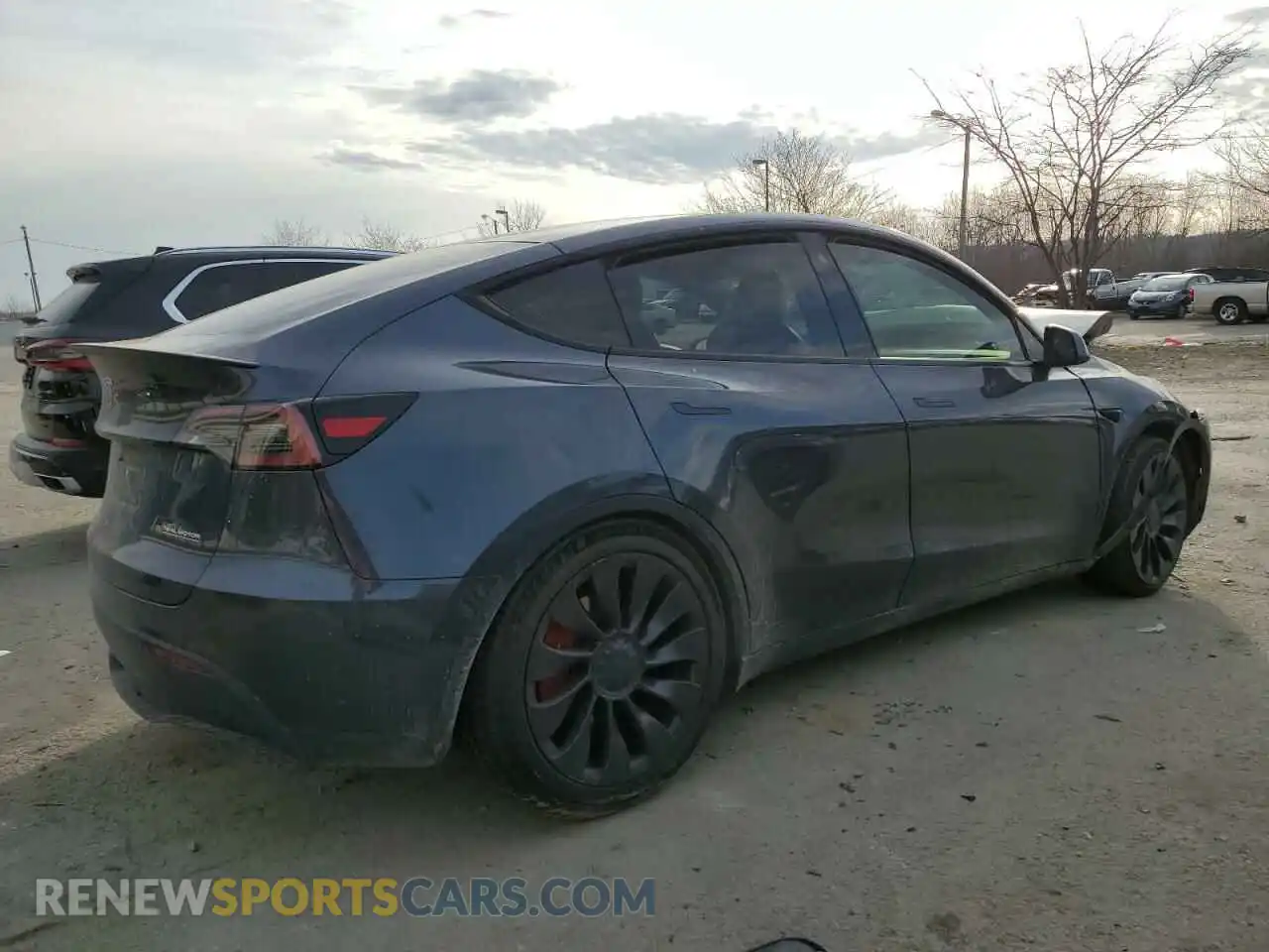 3 fotografías del automóvil dañado 7SAYGDEFXNF563796 TESLA MODEL Y 2022