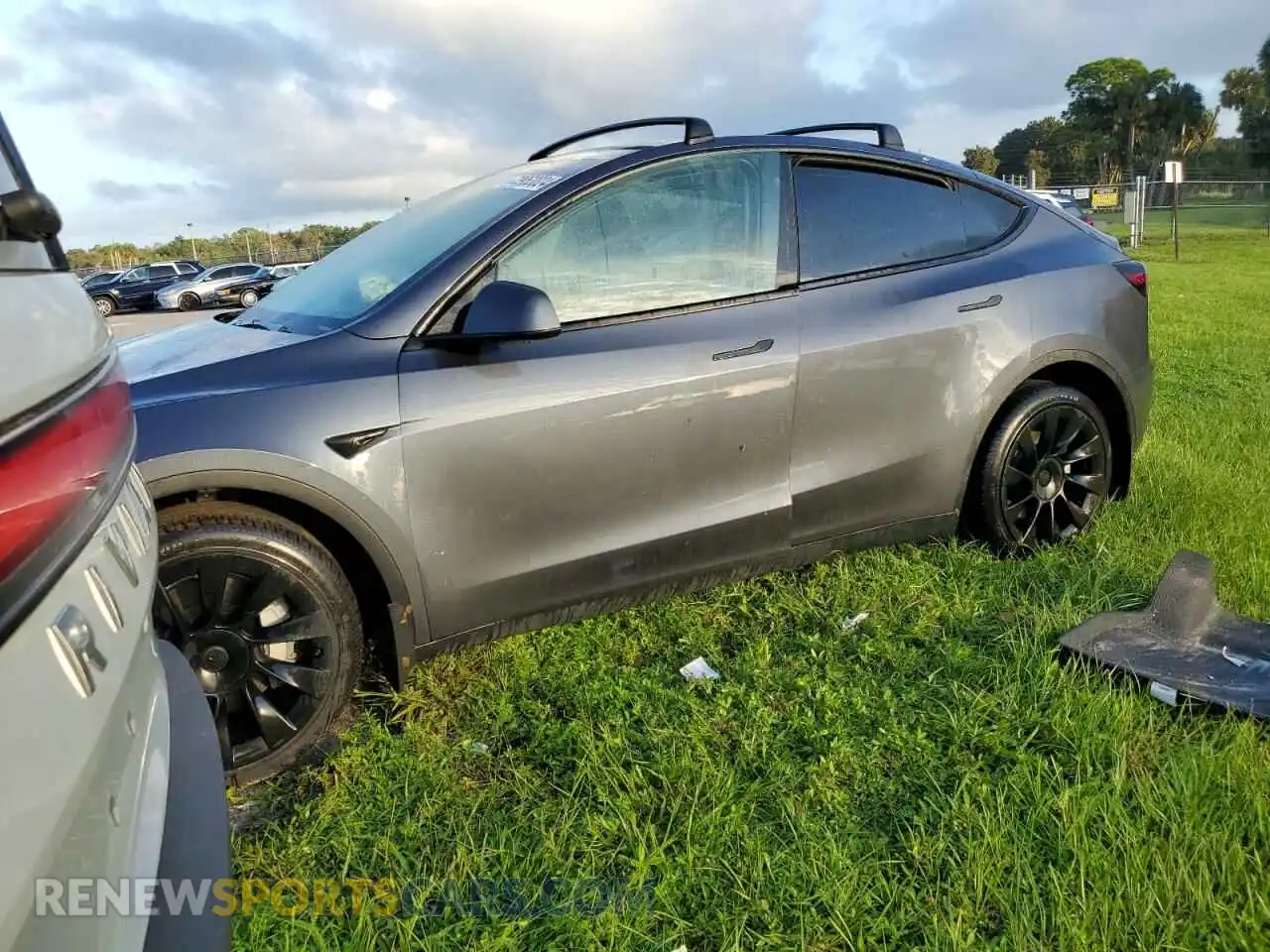 1 Photograph of a damaged car 7SAYGAEE0PF591891 TESLA MODEL Y 2023