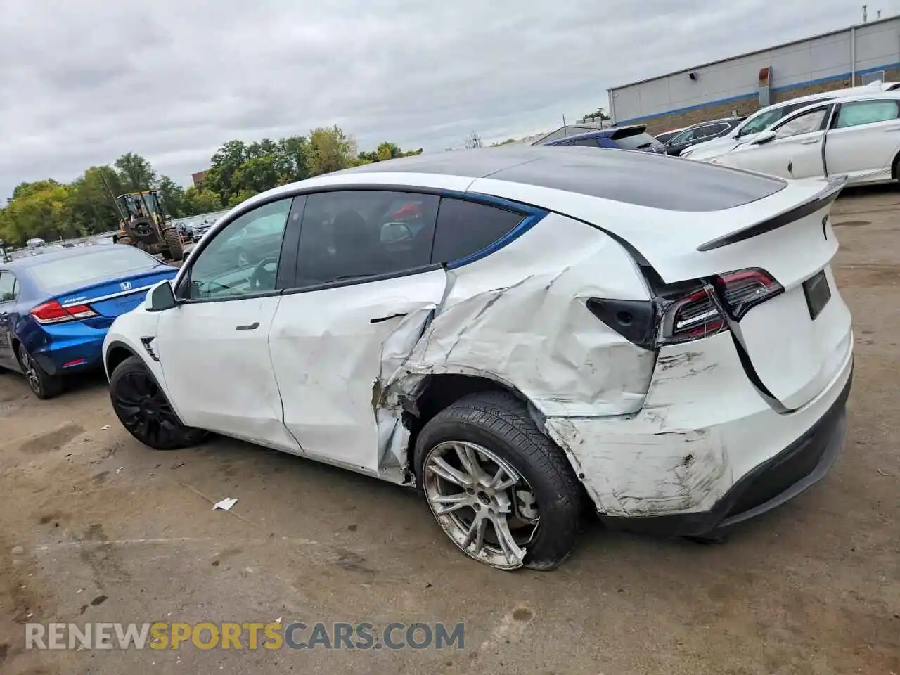 2 Фотография поврежденного автомобиля 7SAYGAEE0PF607796 TESLA MODEL Y 2023