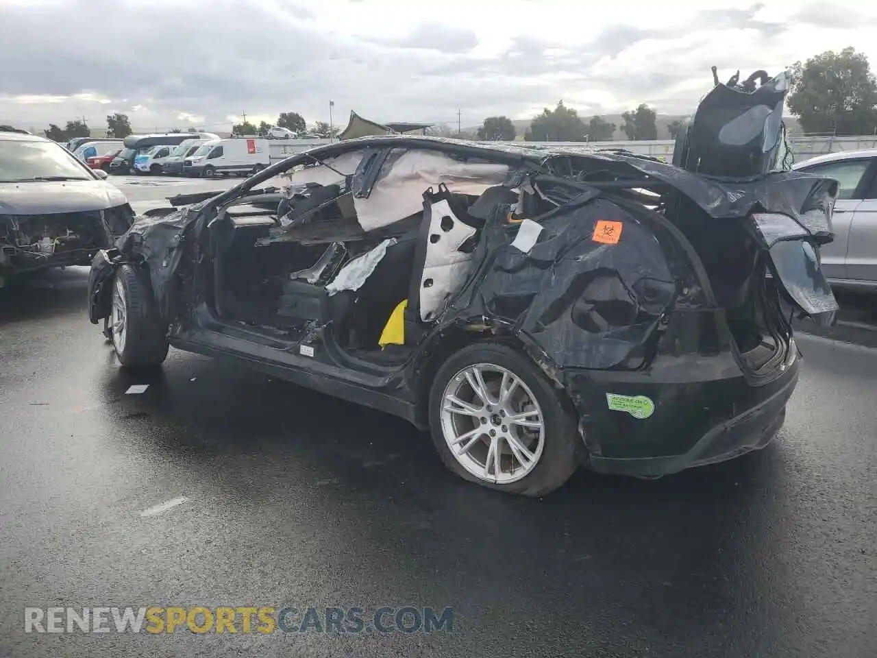 2 Photograph of a damaged car 7SAYGAEE0PF621018 TESLA MODEL Y 2023