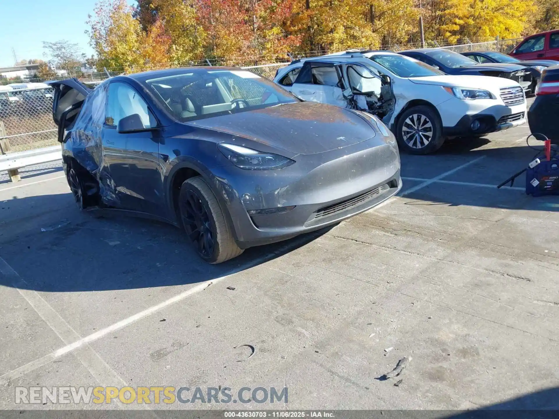 1 Photograph of a damaged car 7SAYGAEE0PF710166 TESLA MODEL Y 2023