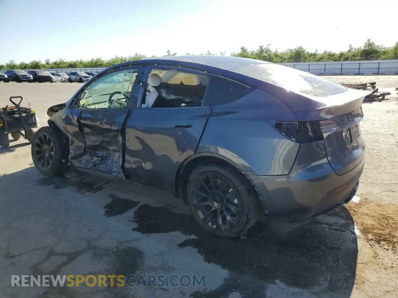 2 Photograph of a damaged car 7SAYGAEE0PF758296 TESLA MODEL Y 2023