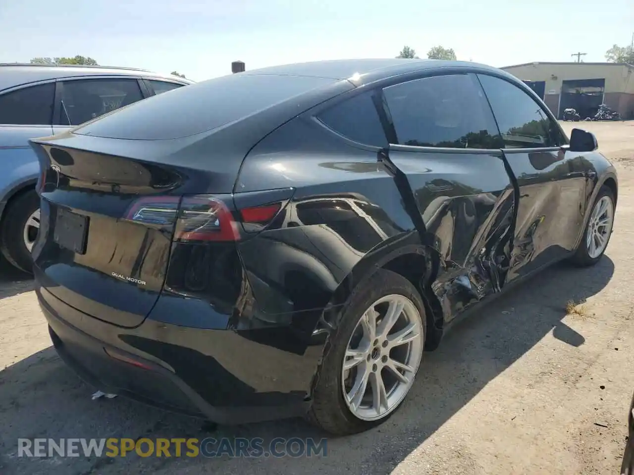3 fotografías del automóvil dañado 7SAYGAEE0PF925563 TESLA MODEL Y 2023