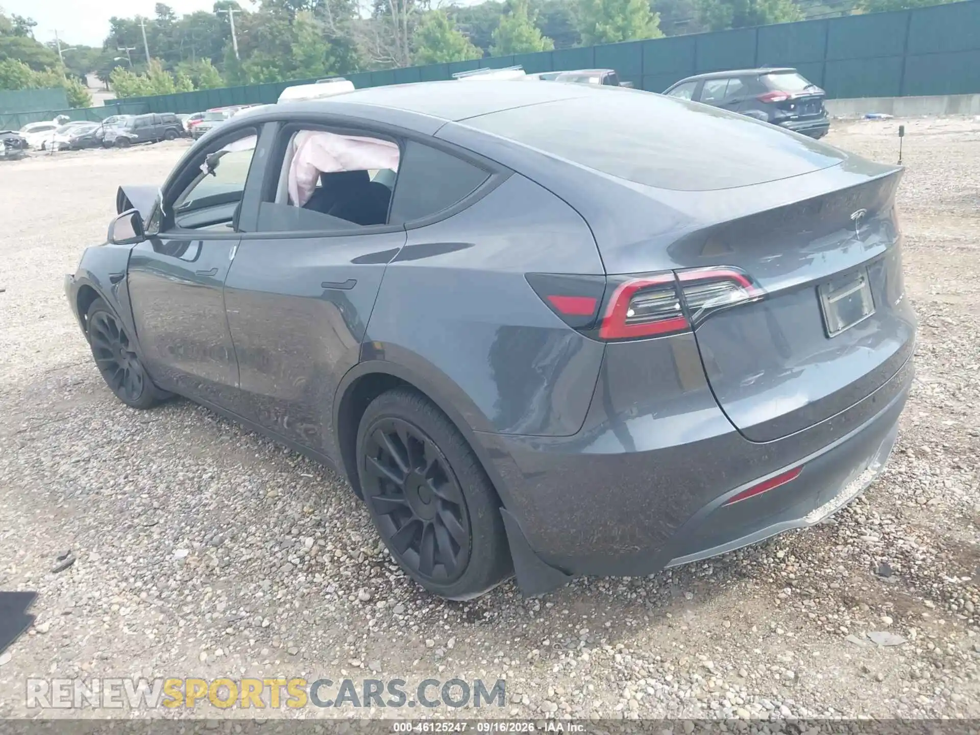 3 Photograph of a damaged car 7SAYGAEE0PF932240 TESLA MODEL Y 2023