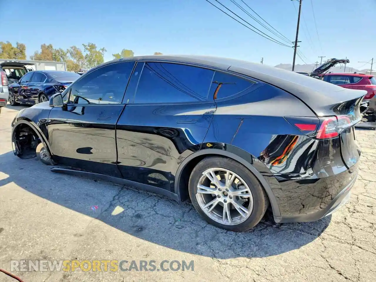 2 Photograph of a damaged car 7SAYGAEE0PF941889 TESLA MODEL Y 2023