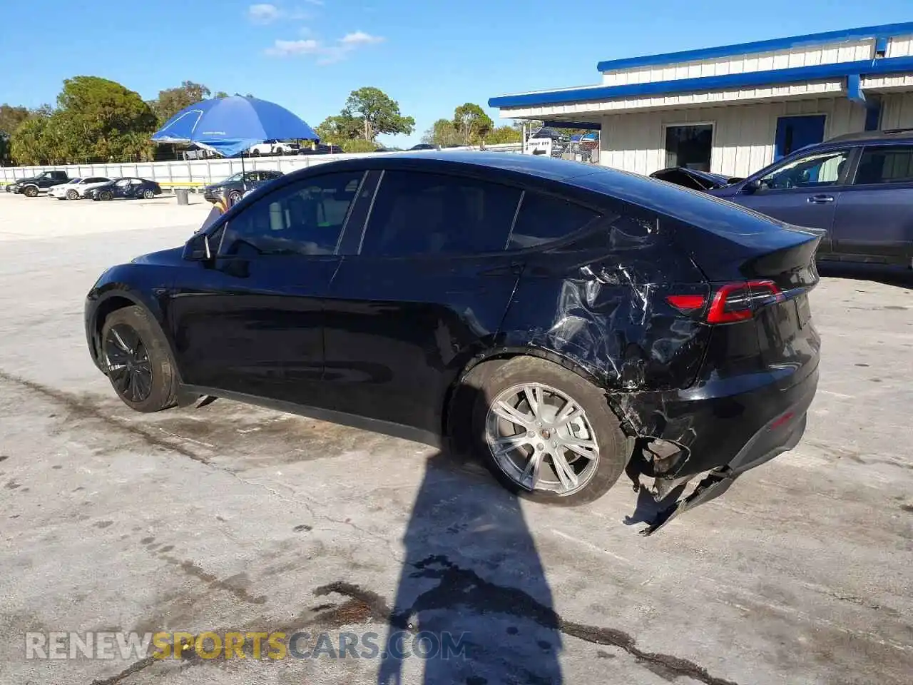 2 Photograph of a damaged car 7SAYGAEE0PF942010 TESLA MODEL Y 2023