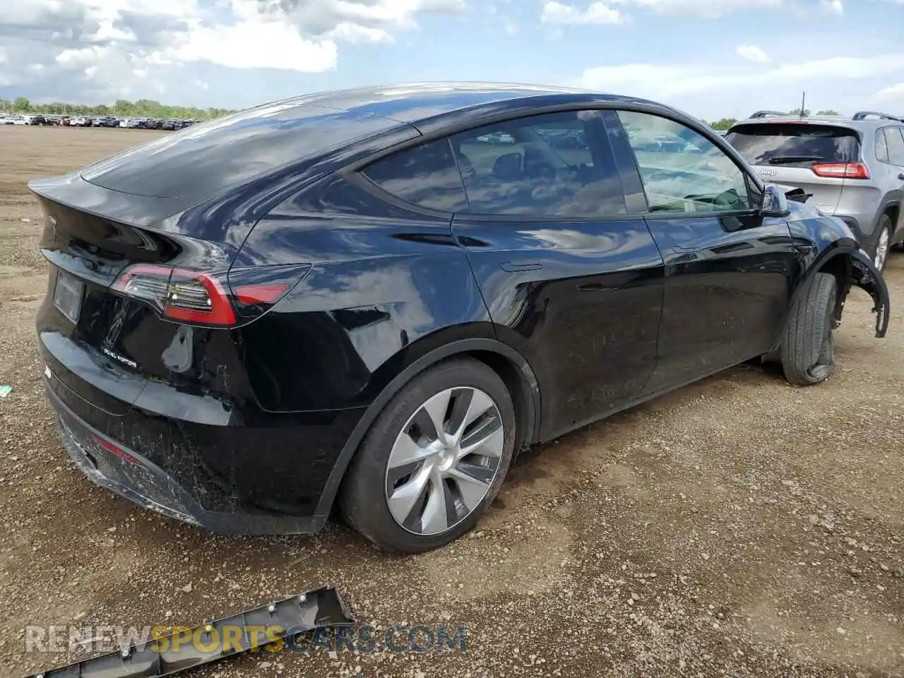 3 fotografías del automóvil dañado 7SAYGAEE1PF748151 TESLA MODEL Y 2023