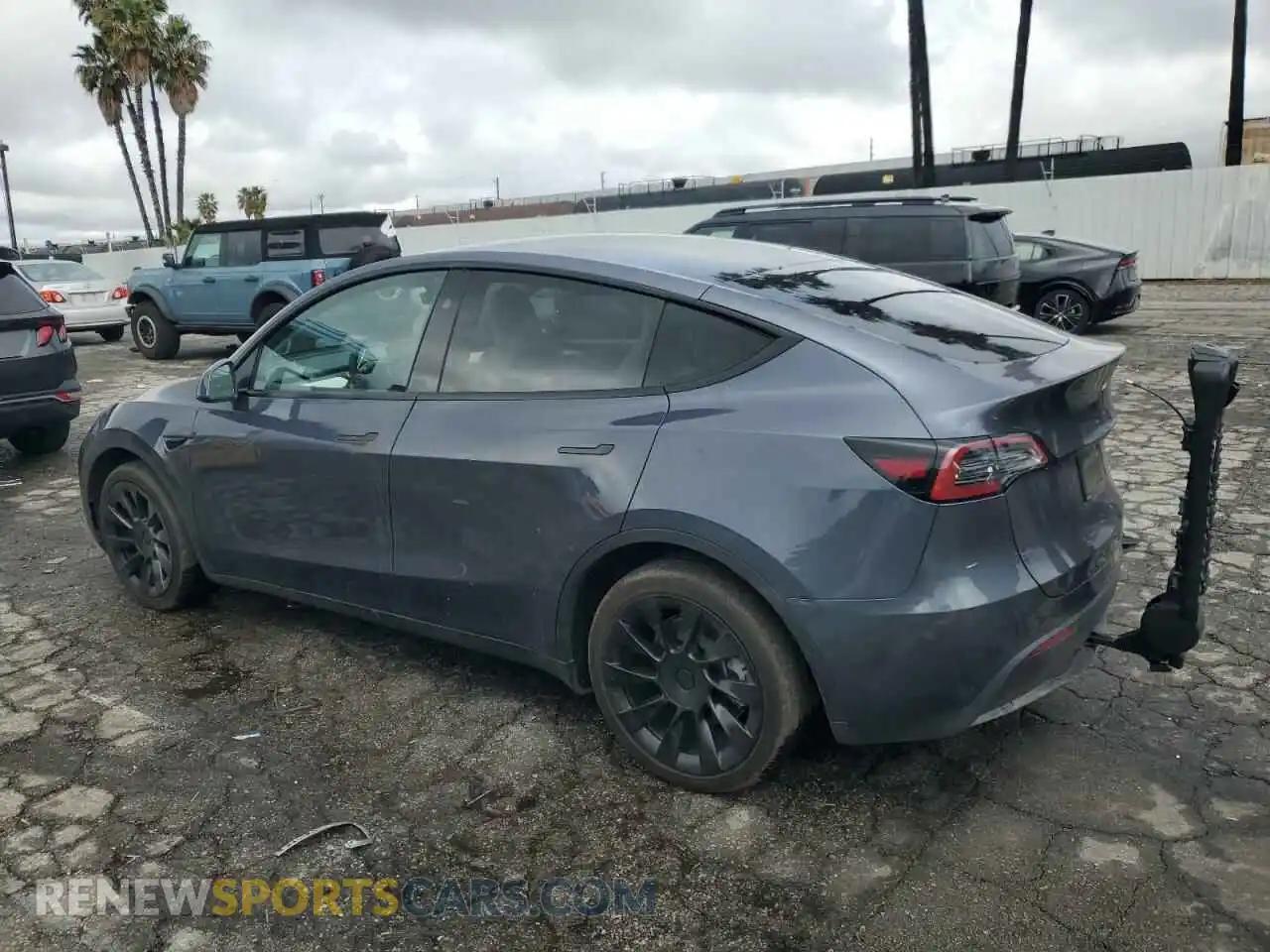 2 Photograph of a damaged car 7SAYGAEE1PF824385 TESLA MODEL Y 2023