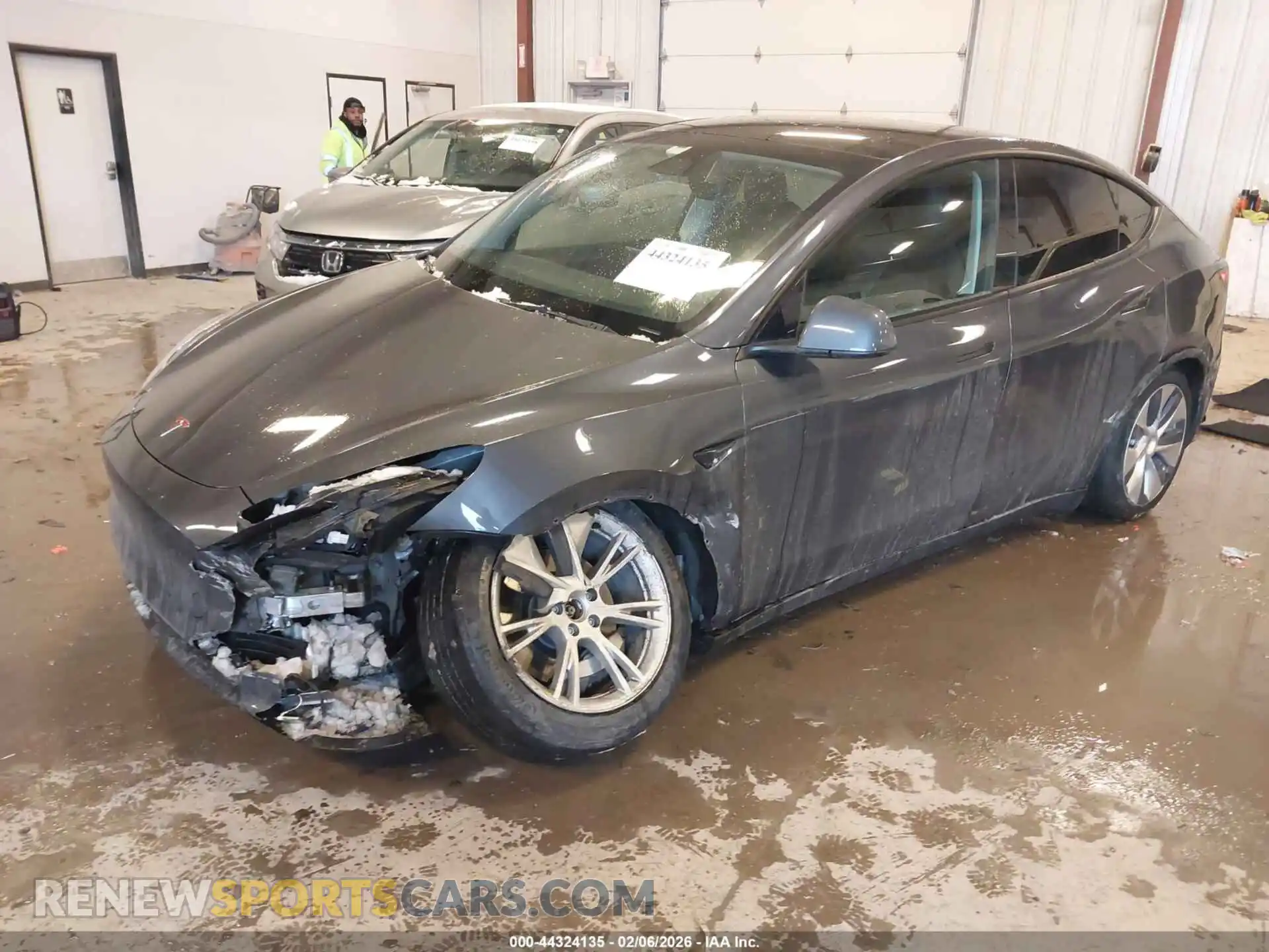 2 Photograph of a damaged car 7SAYGAEE2PF639150 TESLA MODEL Y 2023