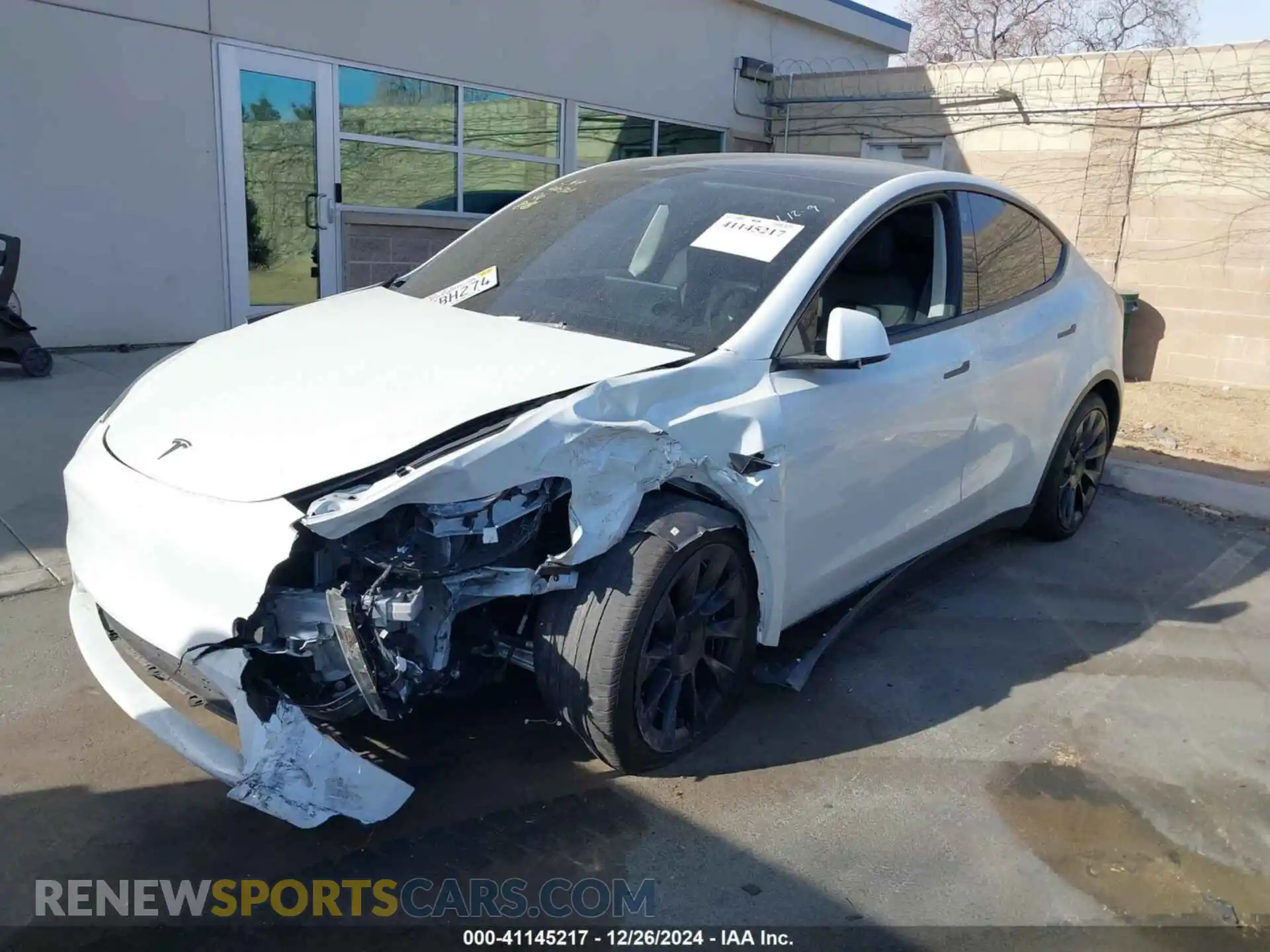 2 Фотография поврежденного автомобиля 7SAYGAEE2PF668910 TESLA MODEL Y 2023