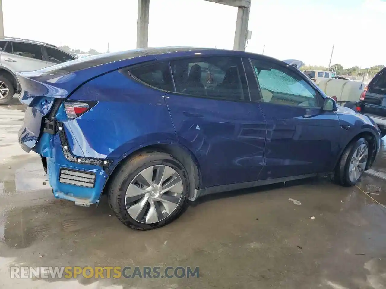 3 Photograph of a damaged car 7SAYGAEE2PF669815 TESLA MODEL Y 2023