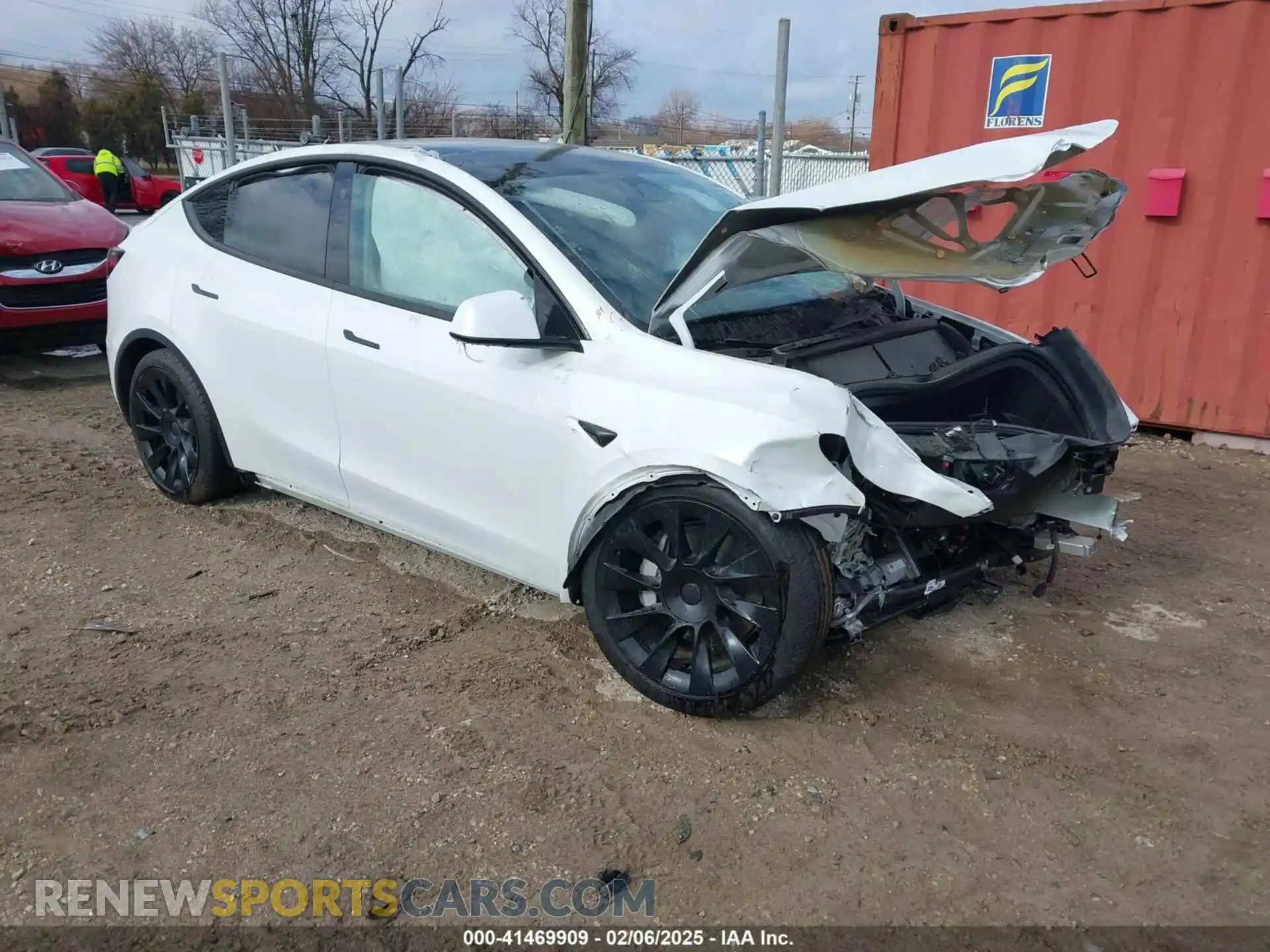 1 Photograph of a damaged car 7SAYGAEE2PF801990 TESLA MODEL Y 2023