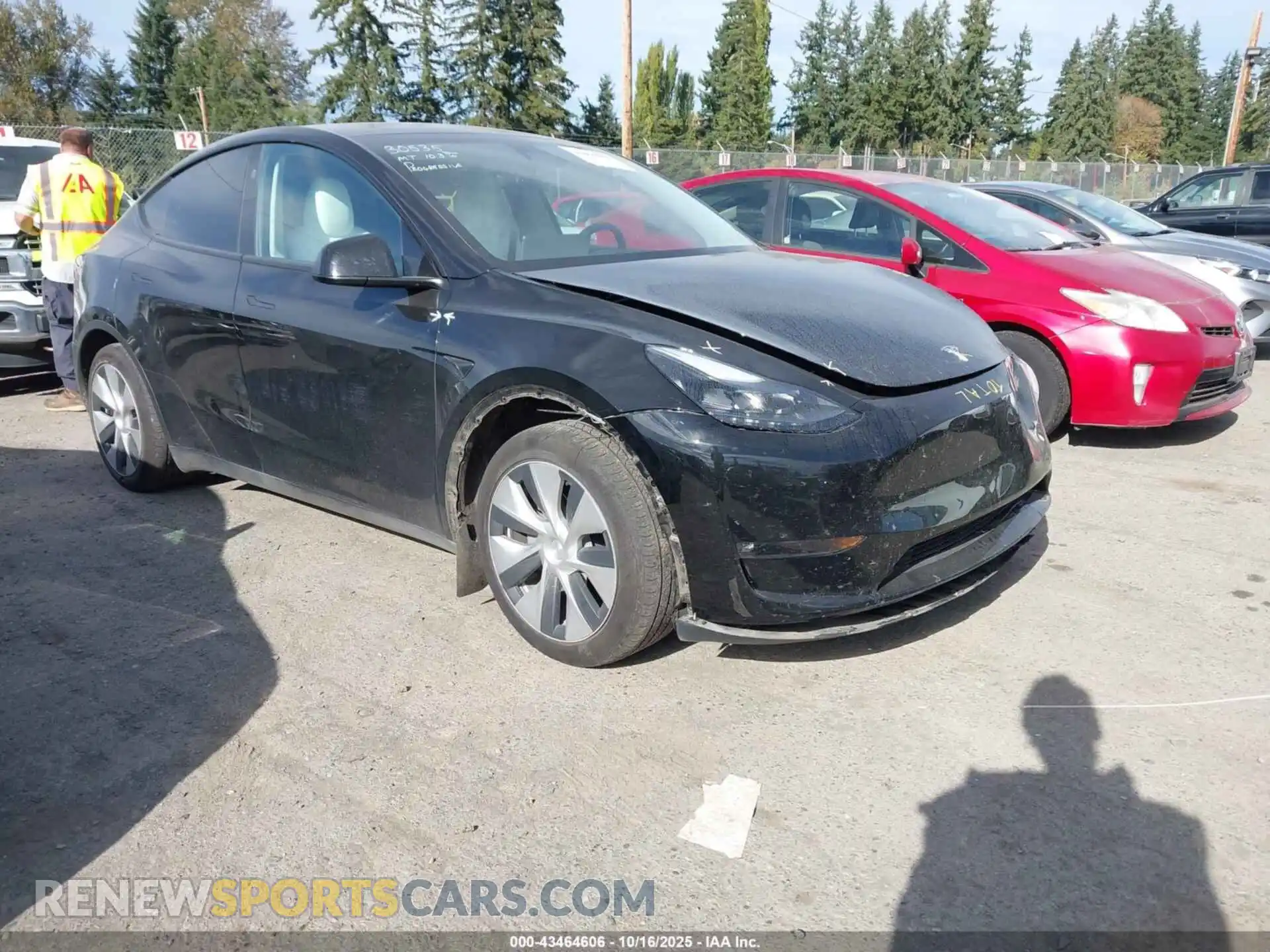 1 Photograph of a damaged car 7SAYGAEE2PF884658 TESLA MODEL Y 2023