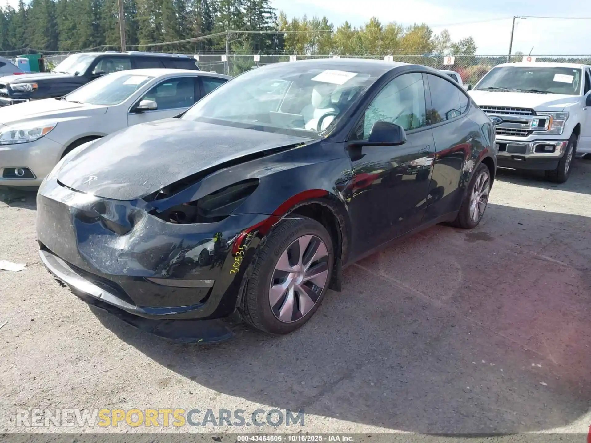 2 Photograph of a damaged car 7SAYGAEE2PF884658 TESLA MODEL Y 2023