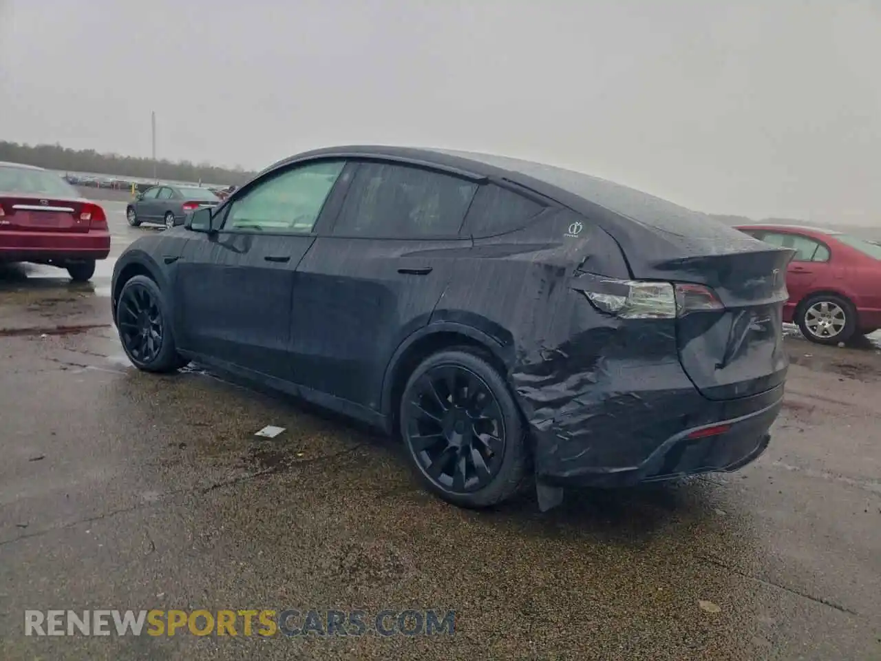2 Photograph of a damaged car 7SAYGAEE2PF913186 TESLA MODEL Y 2023