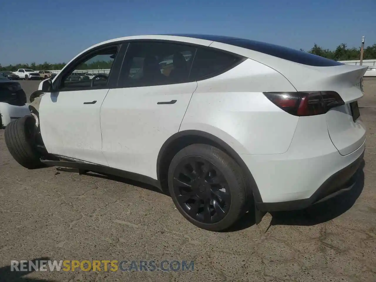 2 Photograph of a damaged car 7SAYGAEE2PF915682 TESLA MODEL Y 2023