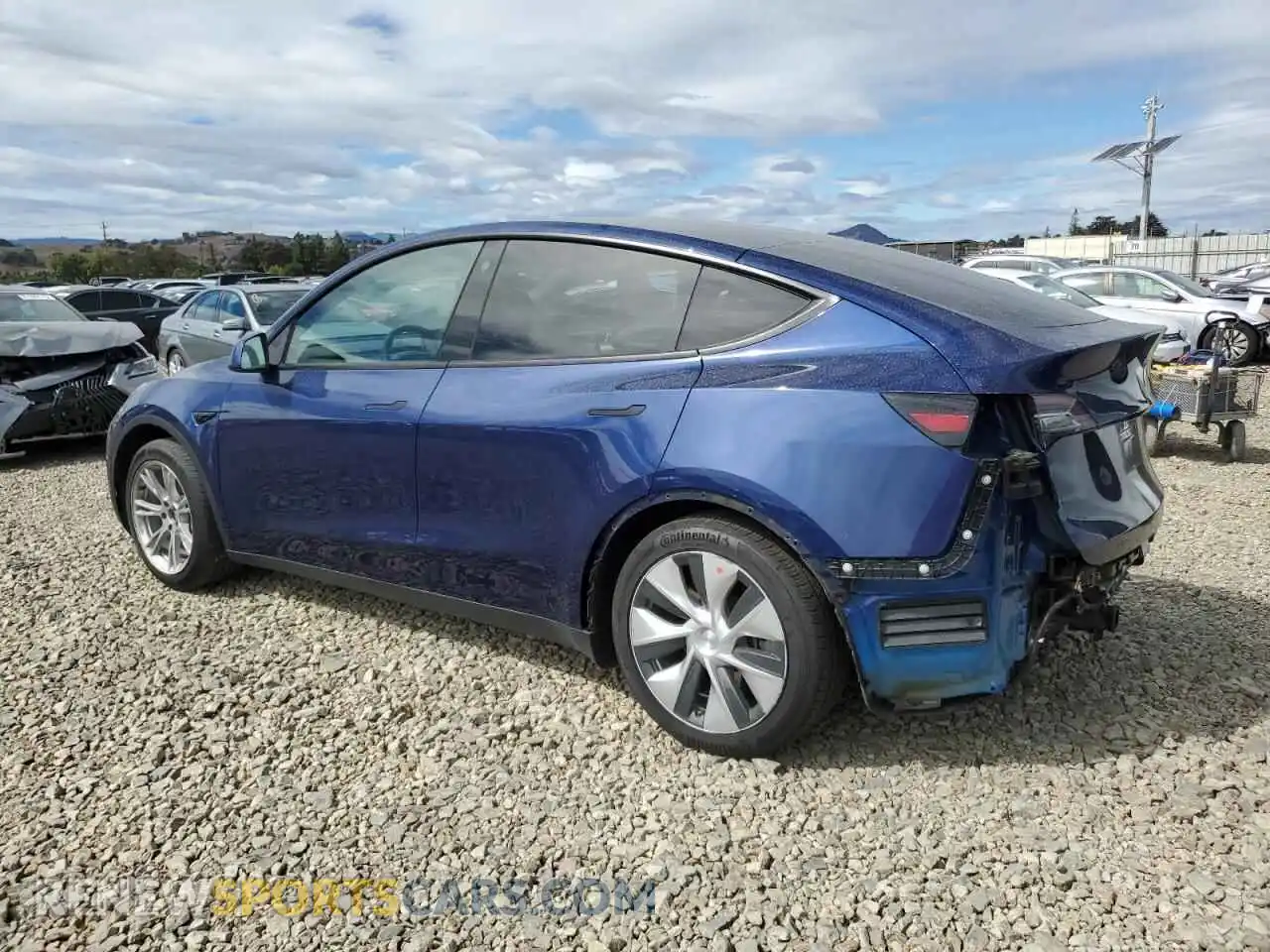 2 Photograph of a damaged car 7SAYGAEE3PF604830 TESLA MODEL Y 2023