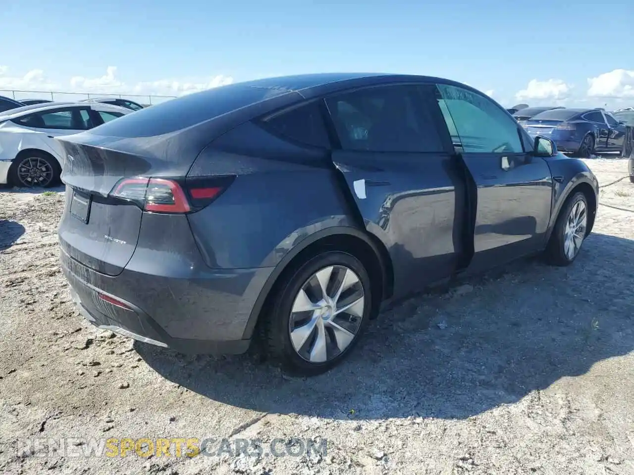 3 Photograph of a damaged car 7SAYGAEE3PF610563 TESLA MODEL Y 2023
