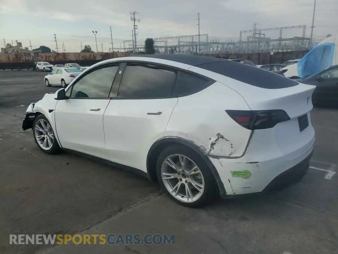 2 Photograph of a damaged car 7SAYGAEE3PF810889 TESLA MODEL Y 2023