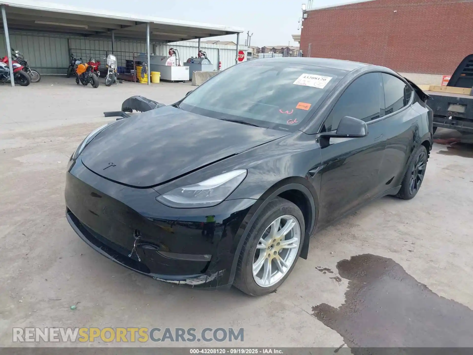 2 Photograph of a damaged car 7SAYGAEE3PF878917 TESLA MODEL Y 2023