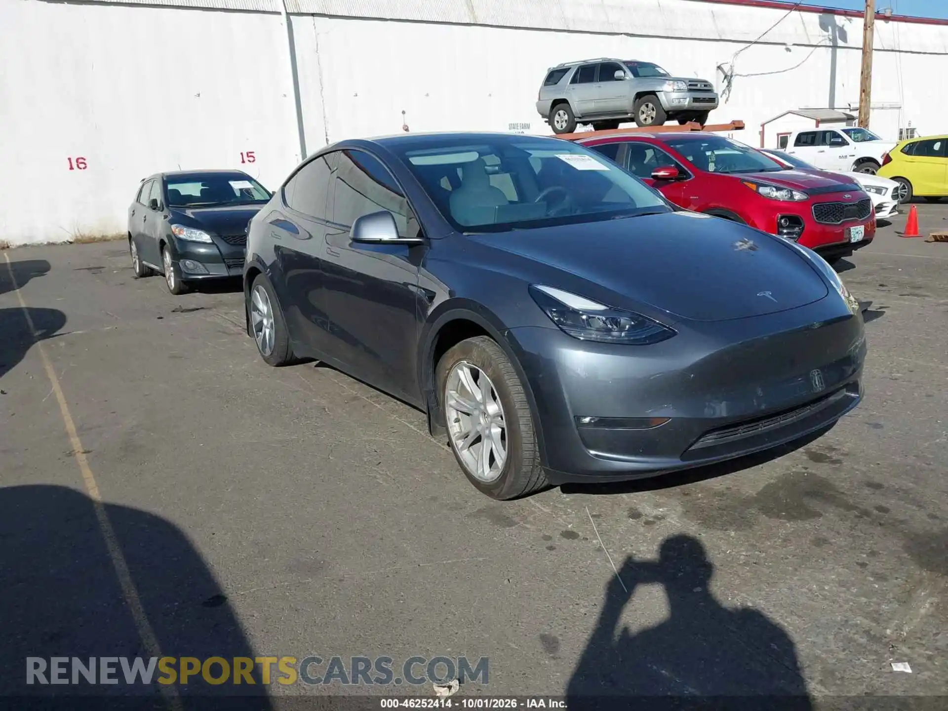 1 Фотография поврежденного автомобиля 7SAYGAEE3PF885852 TESLA MODEL Y 2023