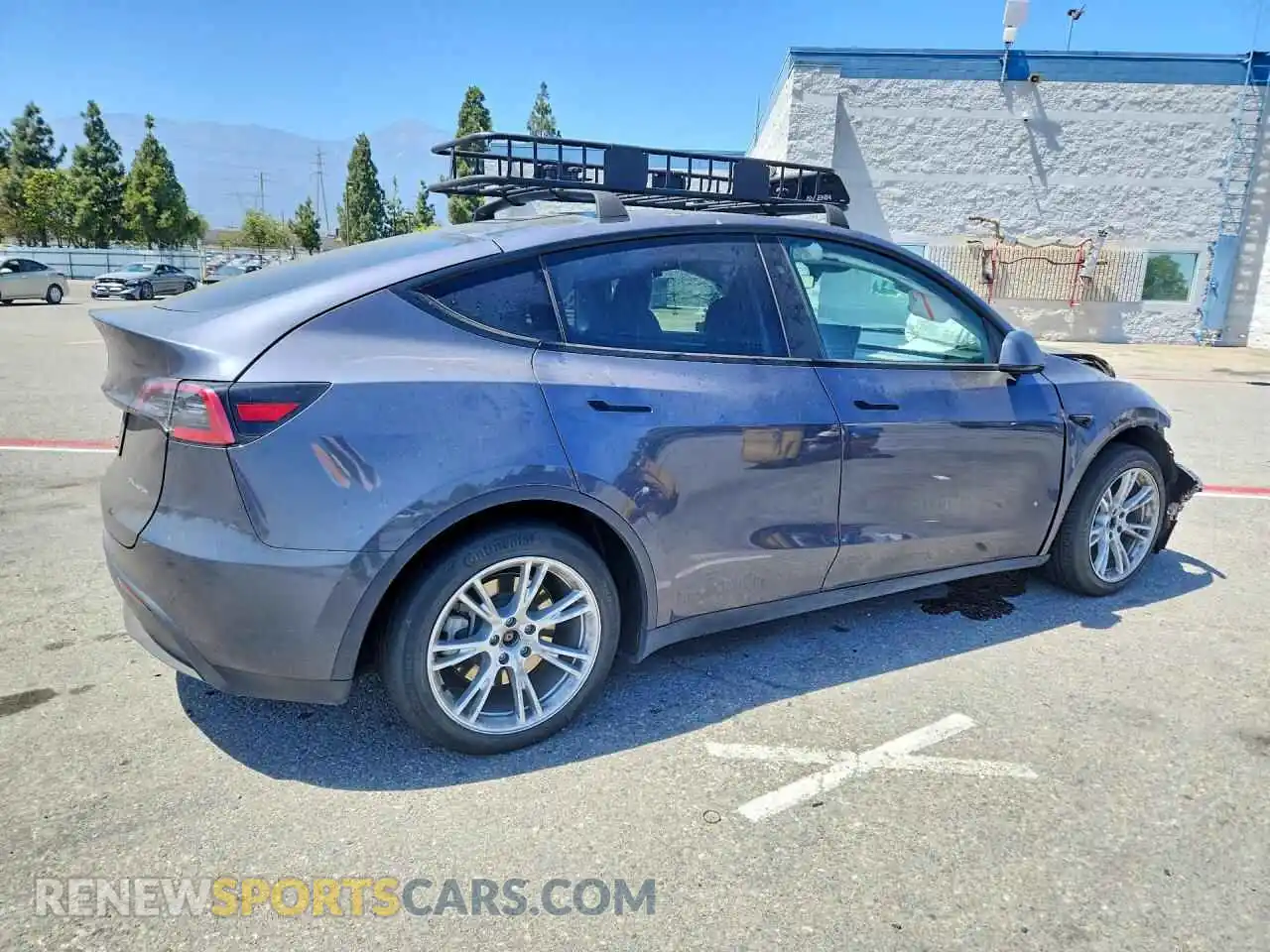 3 fotografías del automóvil dañado 7SAYGAEE3PF905534 TESLA MODEL Y 2023