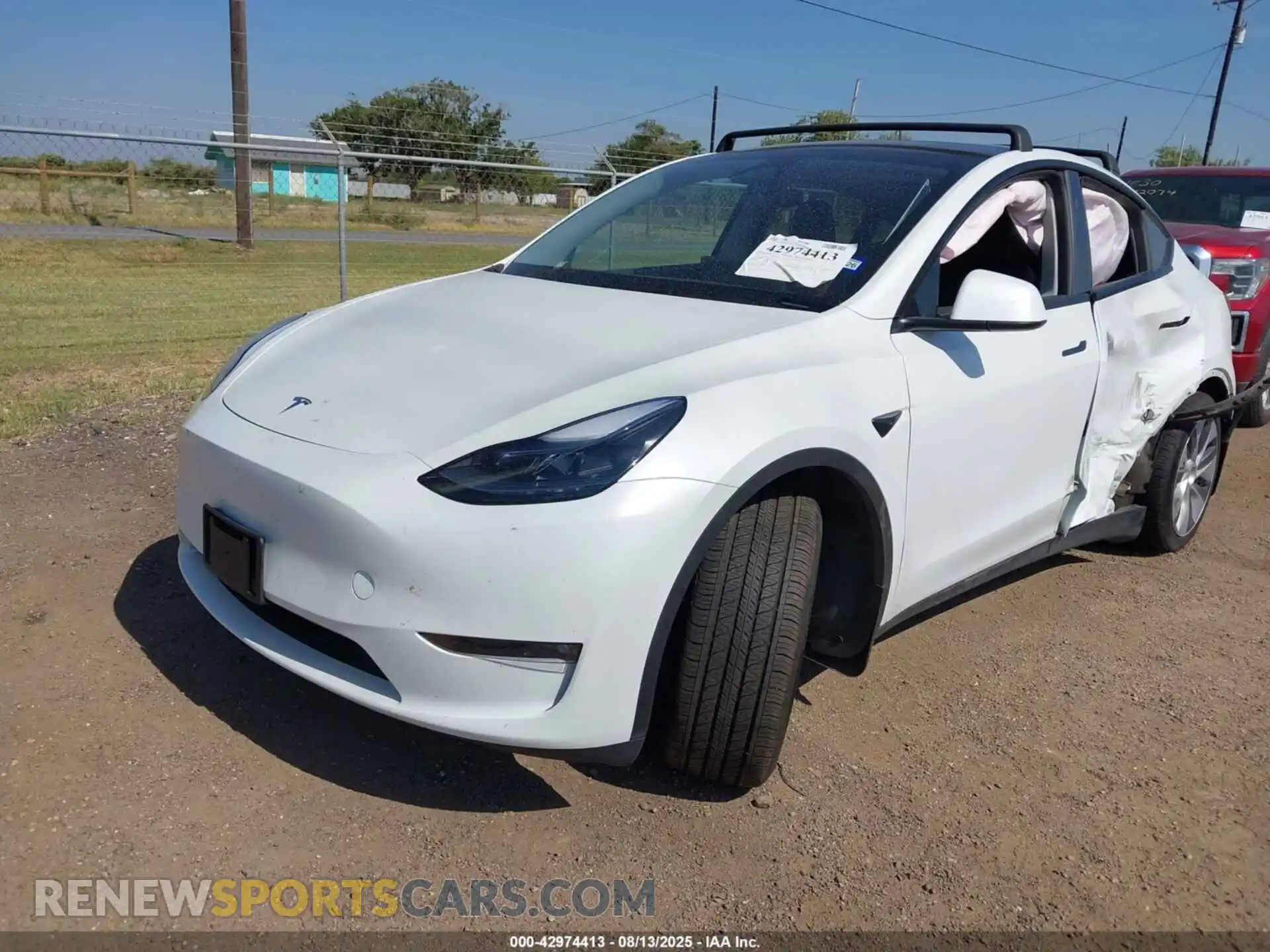2 Photograph of a damaged car 7SAYGAEE3PF915738 TESLA MODEL Y 2023