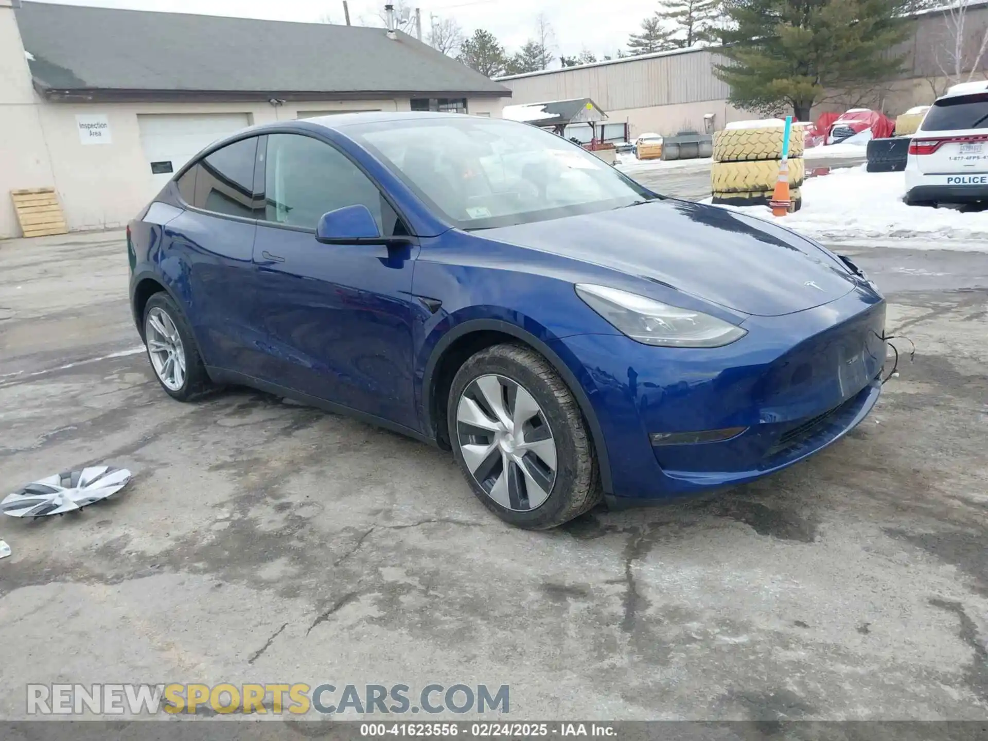 1 Photograph of a damaged car 7SAYGAEE4PF799790 TESLA MODEL Y 2023