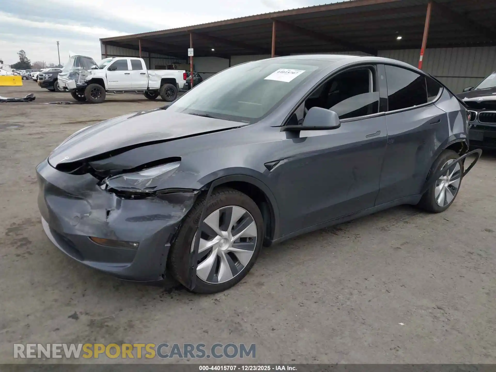 2 Photograph of a damaged car 7SAYGAEE4PF839169 TESLA MODEL Y 2023