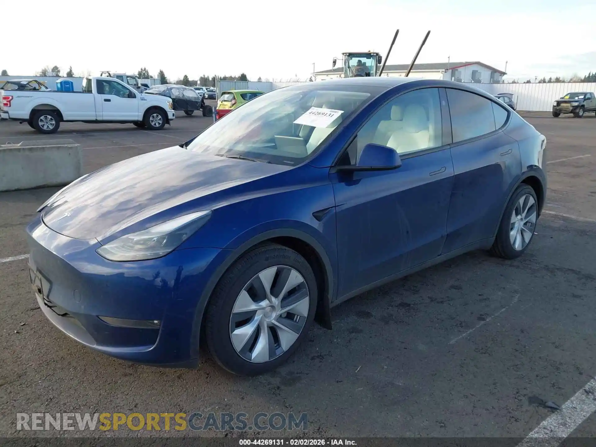 2 fotografías del automóvil dañado 7SAYGAEE4PF871555 TESLA MODEL Y 2023