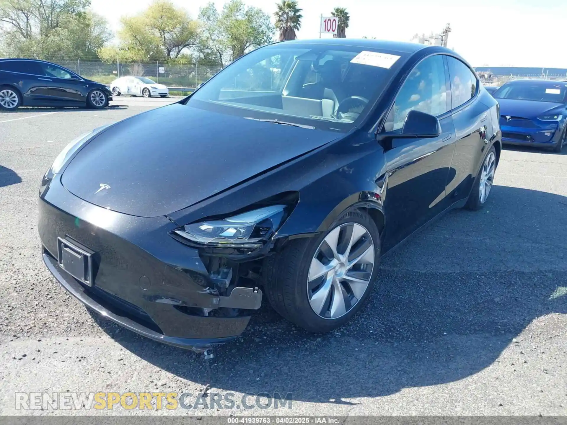 2 Photograph of a damaged car 7SAYGAEE5PF625193 TESLA MODEL Y 2023