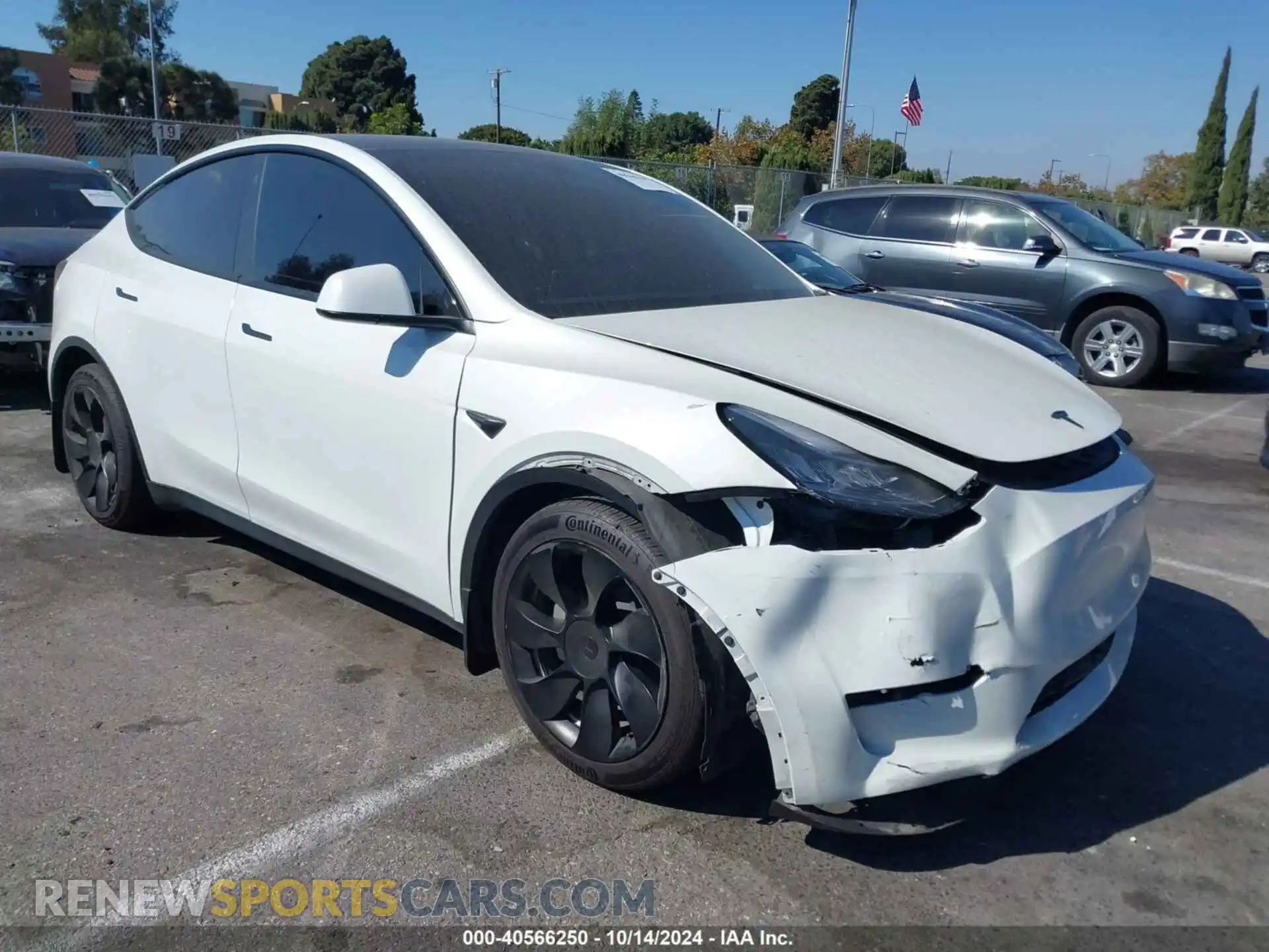 1 Фотография поврежденного автомобиля 7SAYGAEE6PF611528 TESLA MODEL Y 2023
