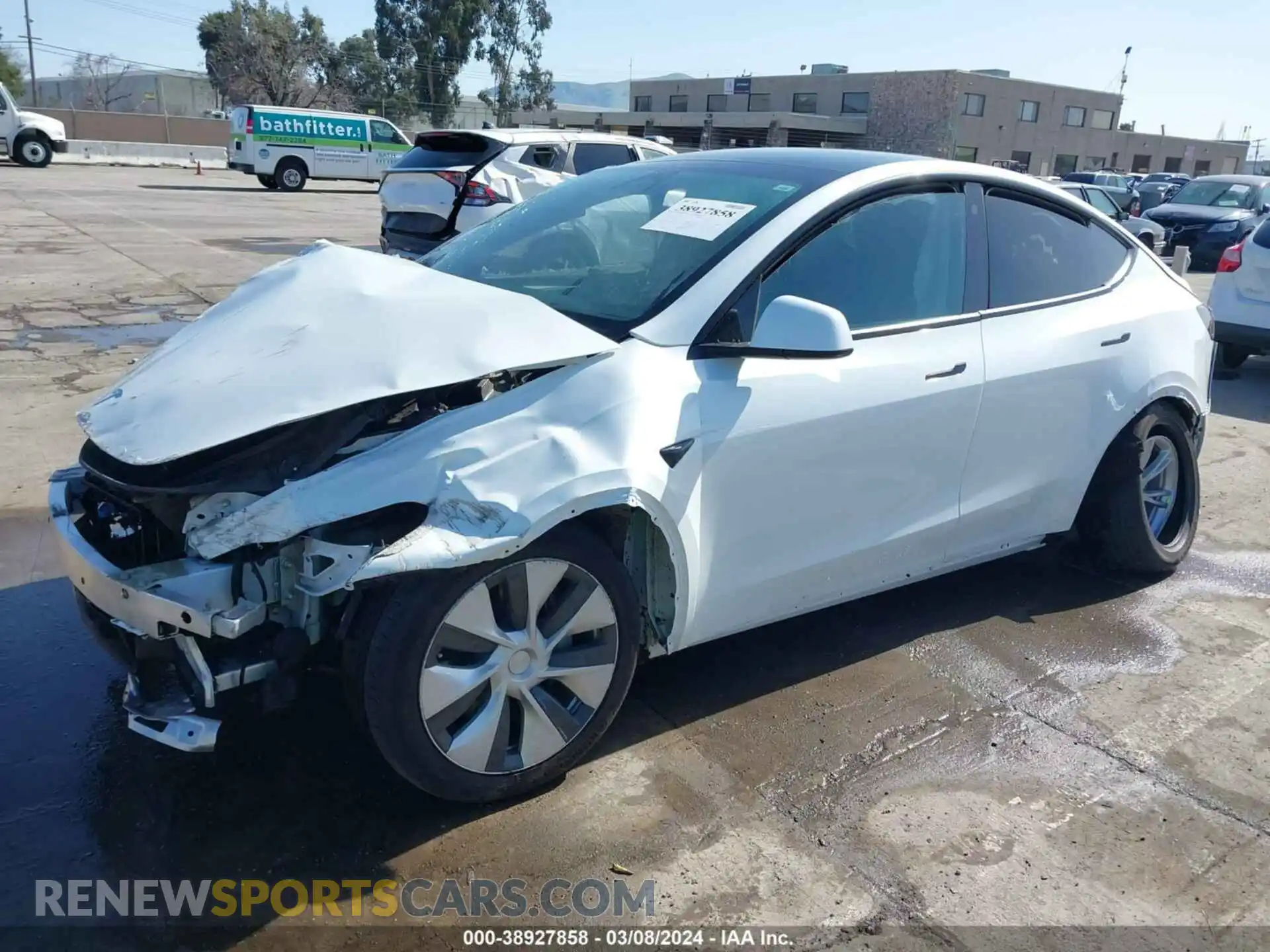 2 Фотография поврежденного автомобиля 7SAYGAEE6PF627972 TESLA MODEL Y 2023