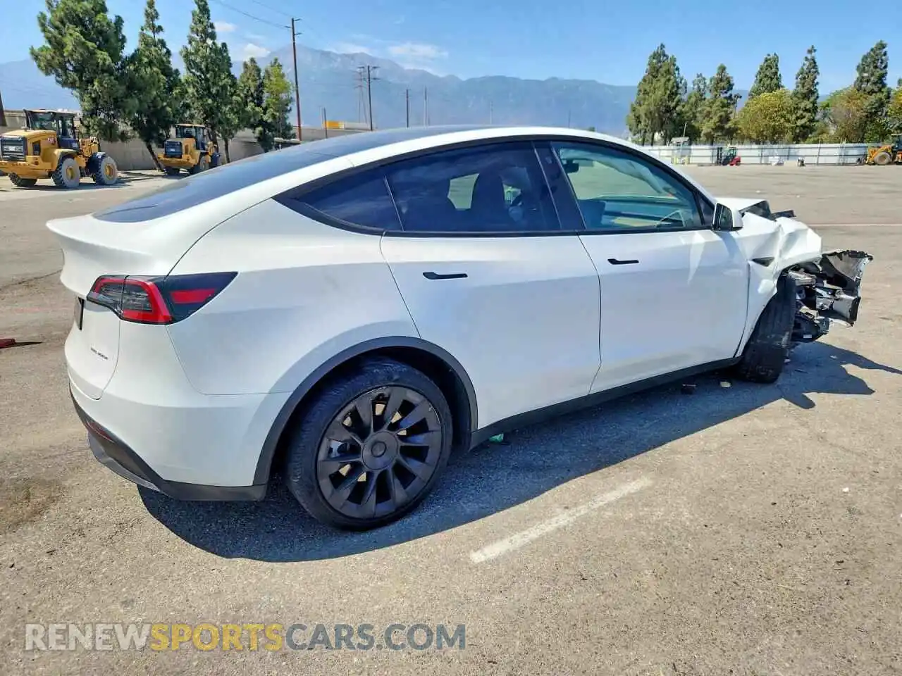 3 Photograph of a damaged car 7SAYGAEE6PF697231 TESLA MODEL Y 2023