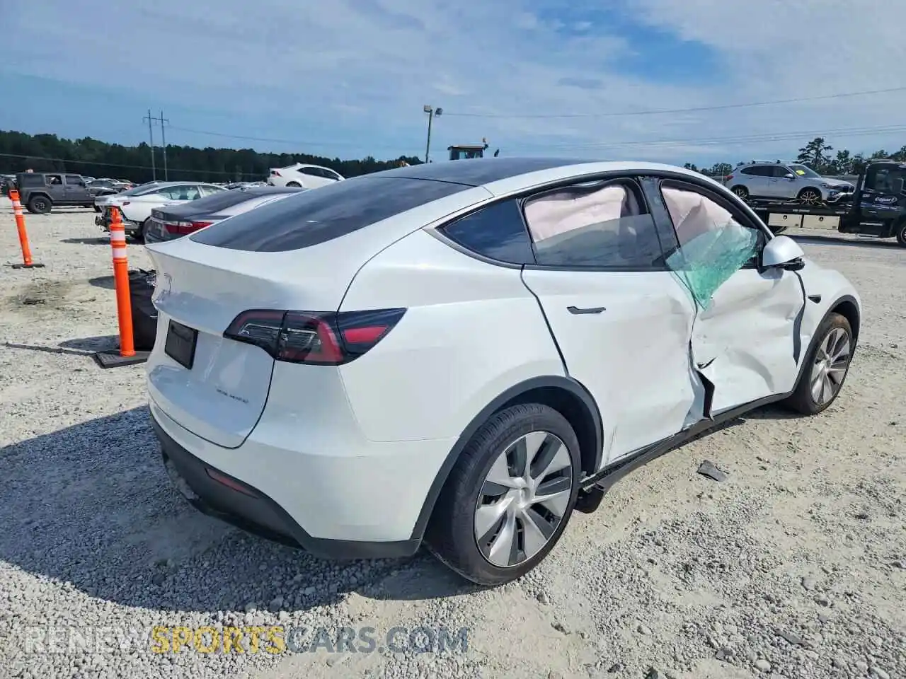 3 Фотография поврежденного автомобиля 7SAYGAEE6PF807324 TESLA MODEL Y 2023