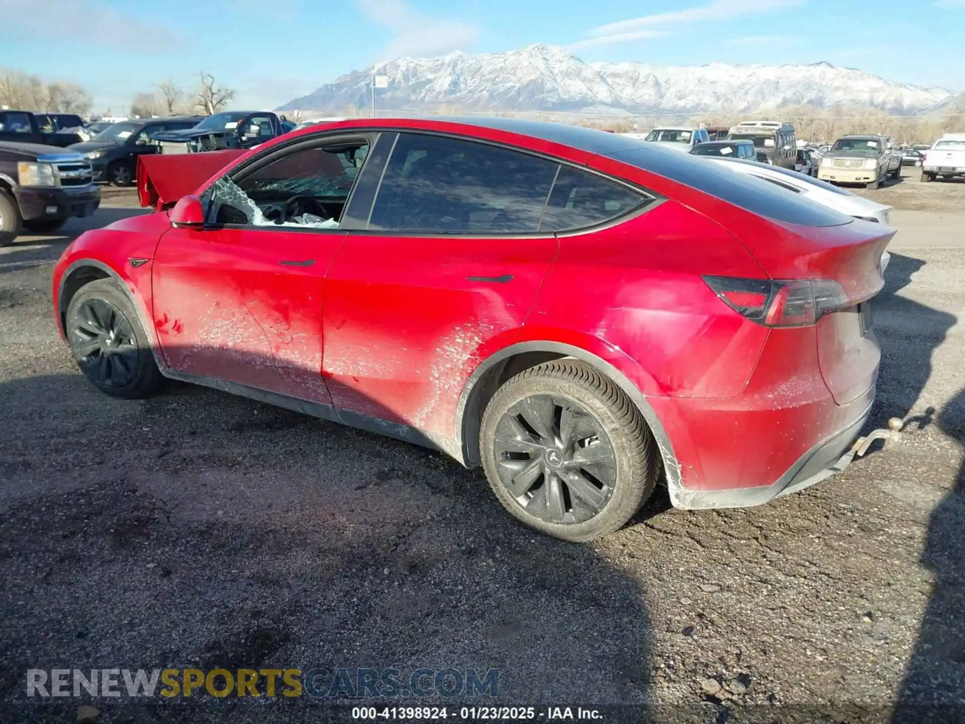 3 Photograph of a damaged car 7SAYGAEE6PF831199 TESLA MODEL Y 2023